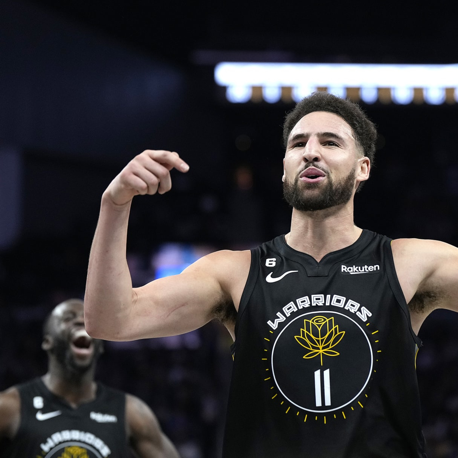 Warriors Klay Thompson admits he's seriously considering switching
