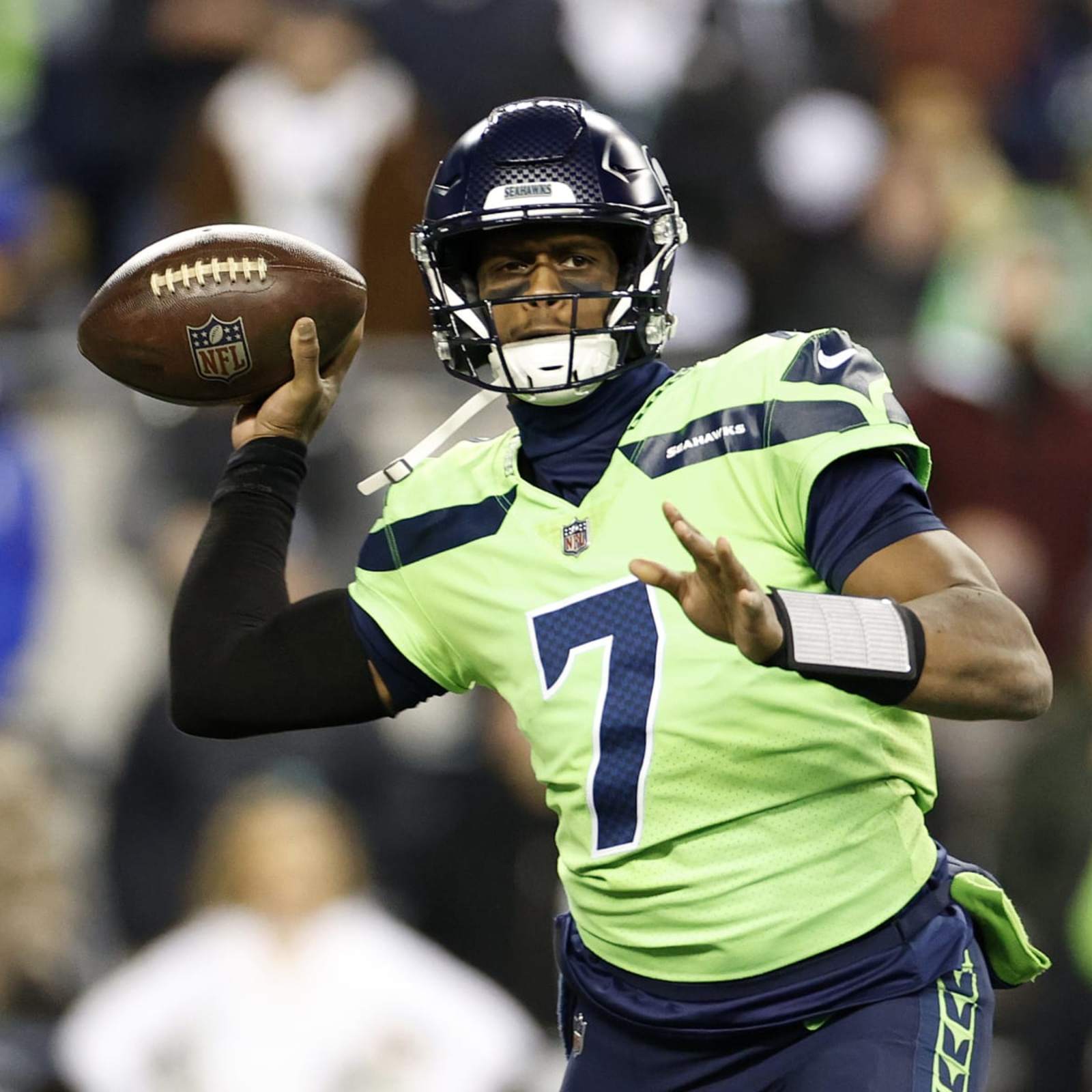 Reports: Seahawks, QB Geno Smith agree to 3-year, $105M deal