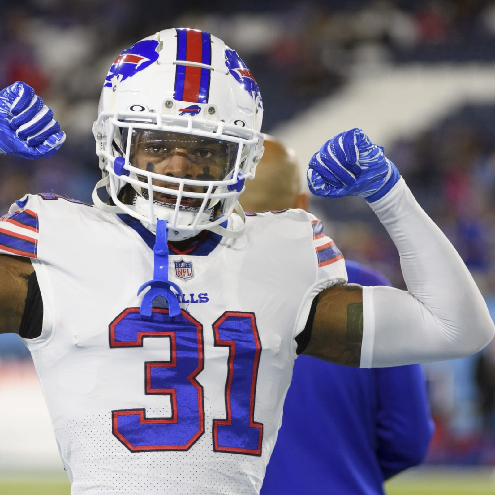 Bills Safety Damar Hamlin Has Been Discharged from the Hospital - Bleacher  Nation