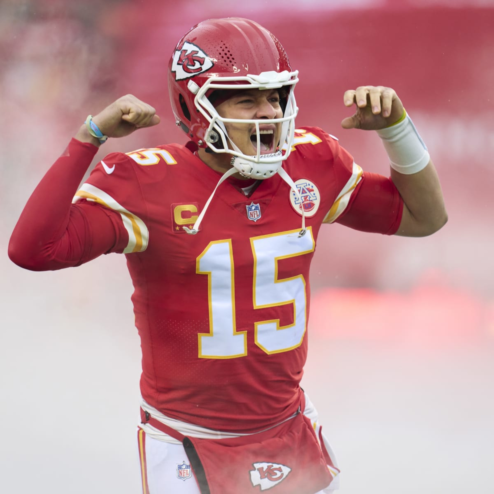 Patrick Mahomes suffers injury scare as Kansas City Chiefs reach AFC  championship game