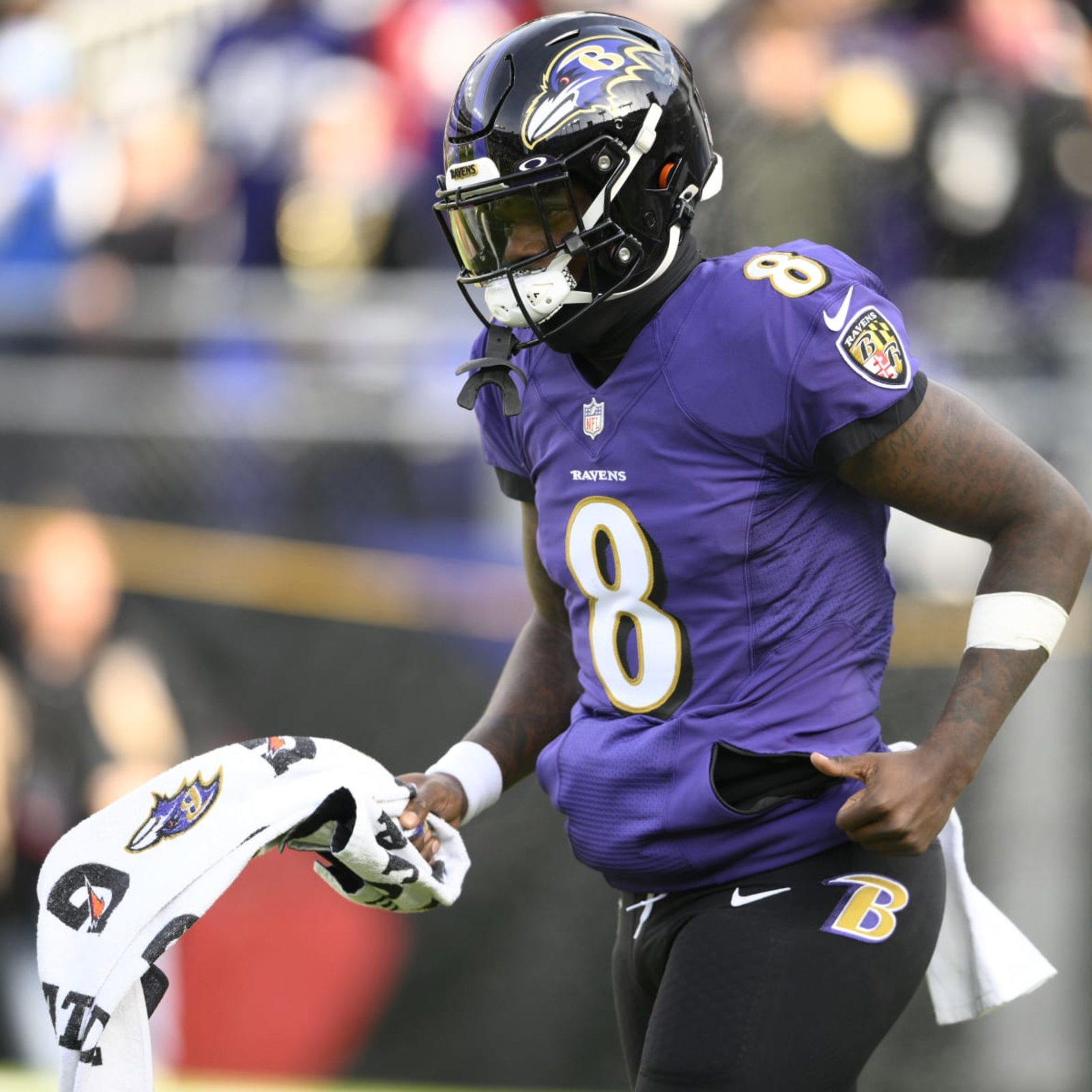 NFL executives linking Lamar Jackson with Falcons?