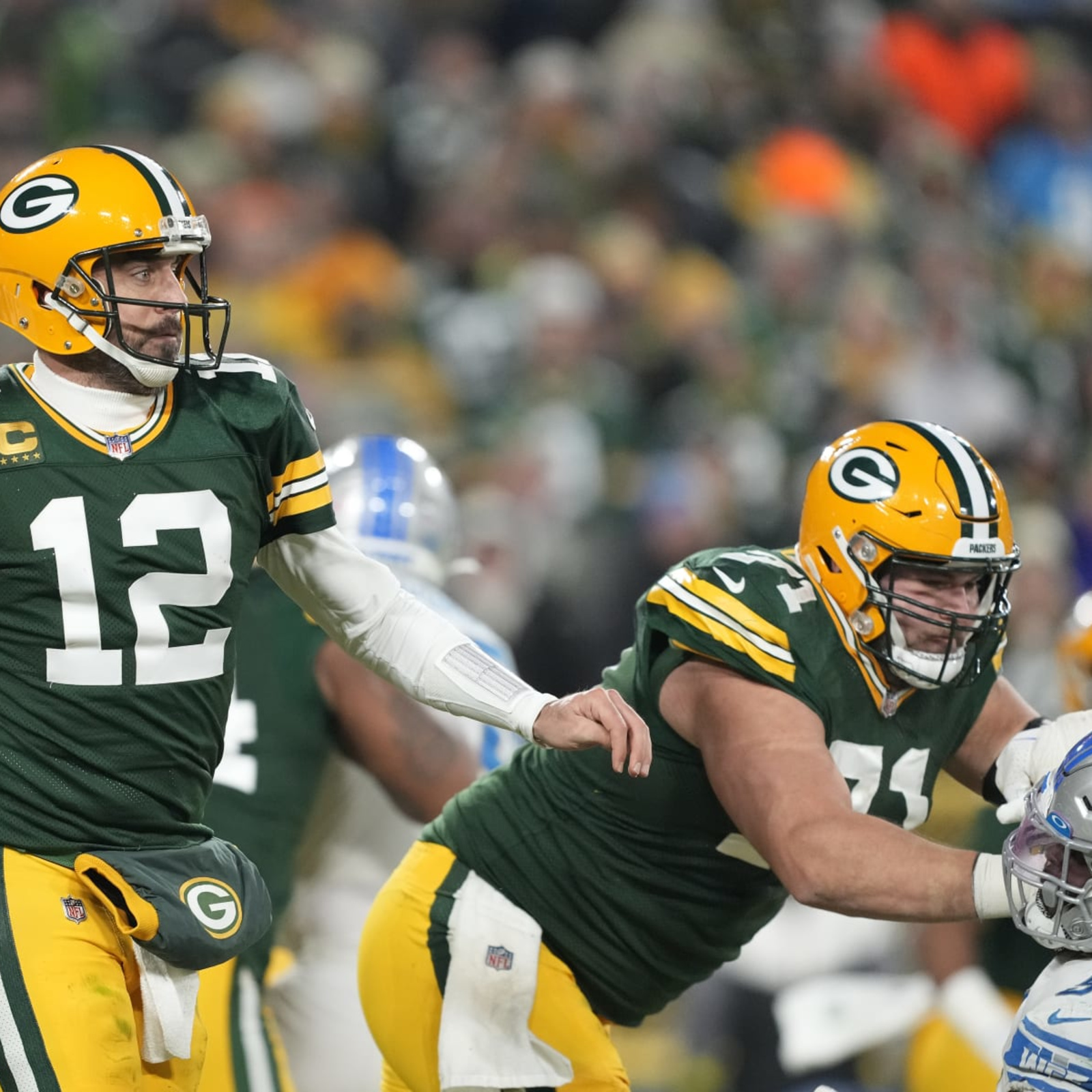 33 Packers not suiting up, including Aaron Rodgers