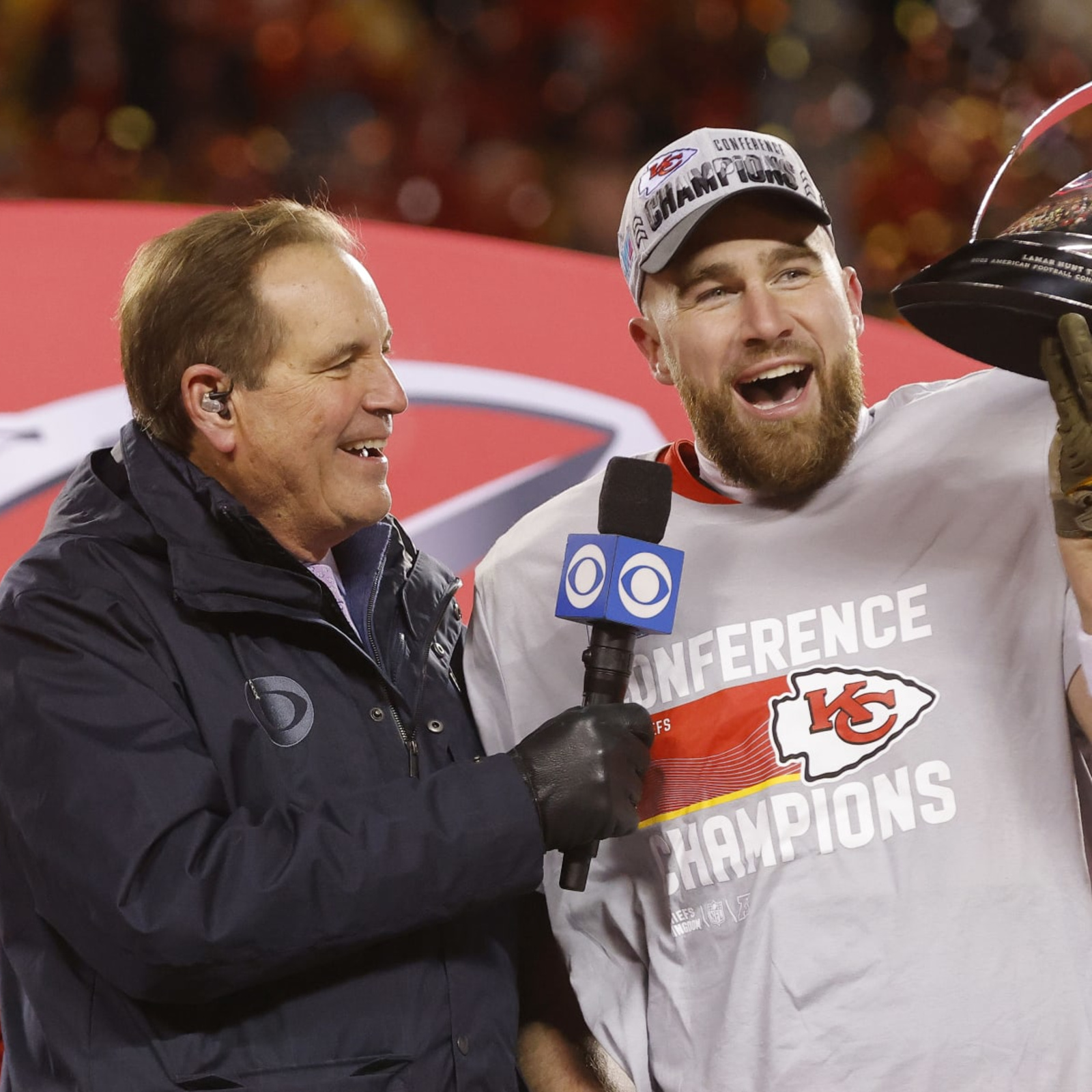 Chiefs star Kelce to Cincinnati mayor: 'Know your role and shut