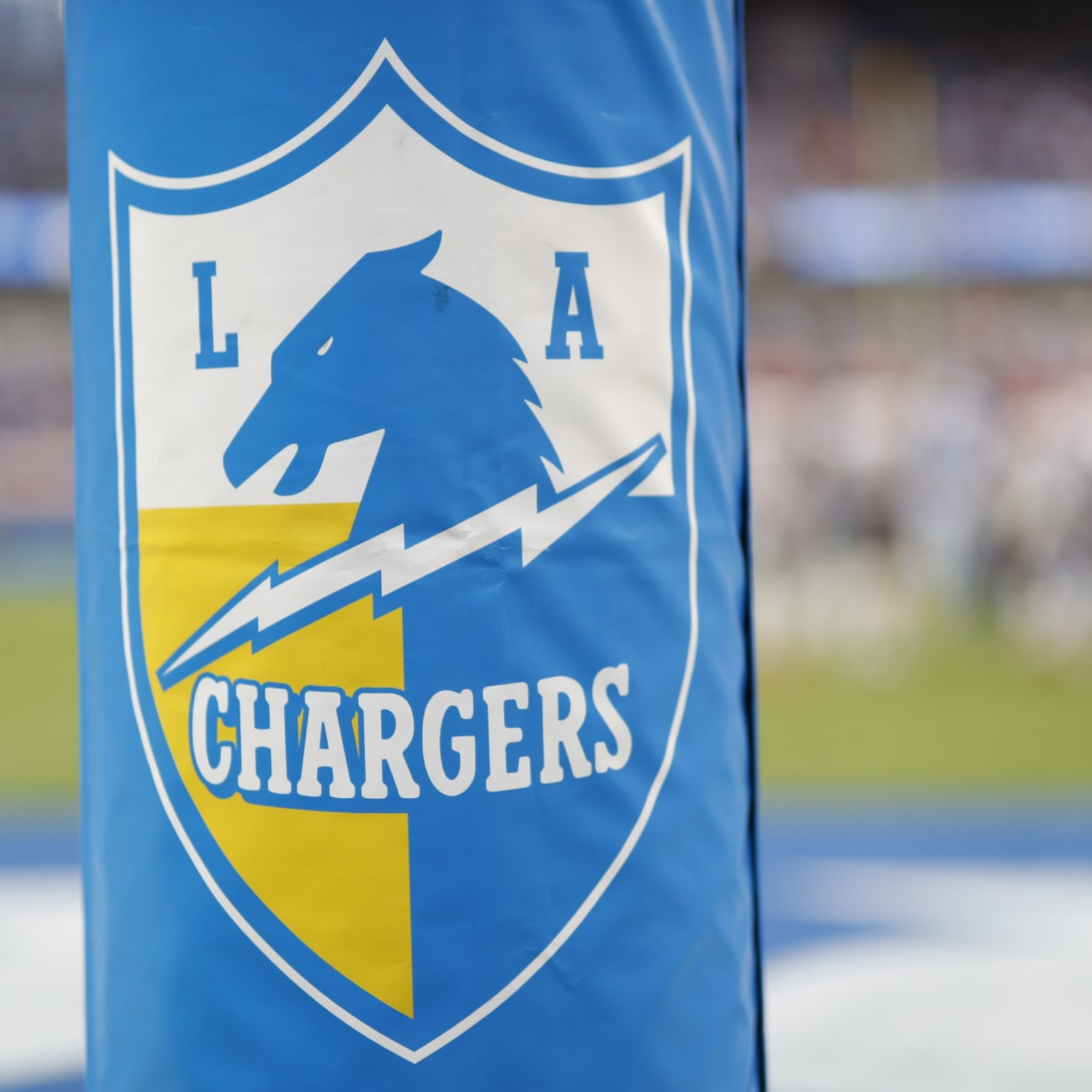 Chargers News: Bolts parting ways with head trainer Damon Mitchell - Bolts  From The Blue