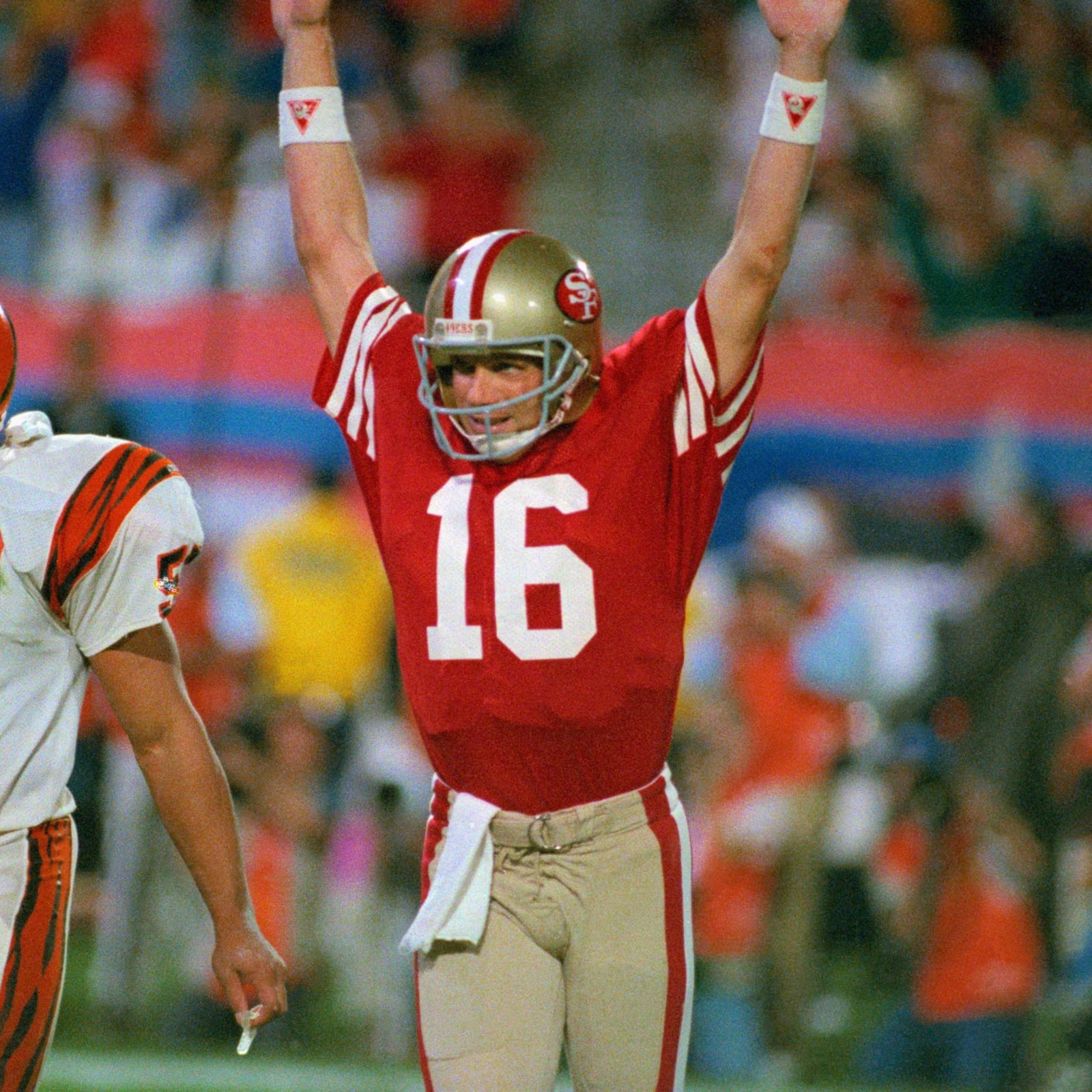 Joe Montana and John Taylor  Nfl 49ers, San francisco 49ers football,  Nebraska football