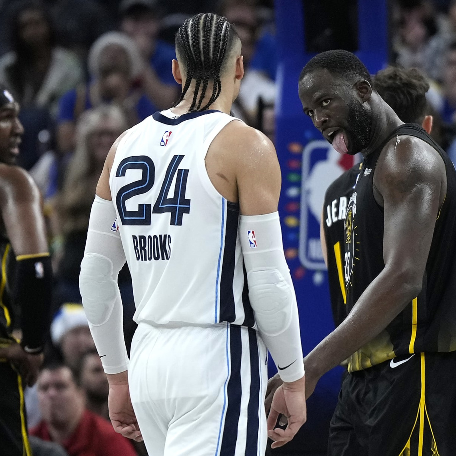 Emotional Patrick Beverley leads celebration as Minnesota Timberwolves beat  LA Clippers to advance to playoffs - ESPN