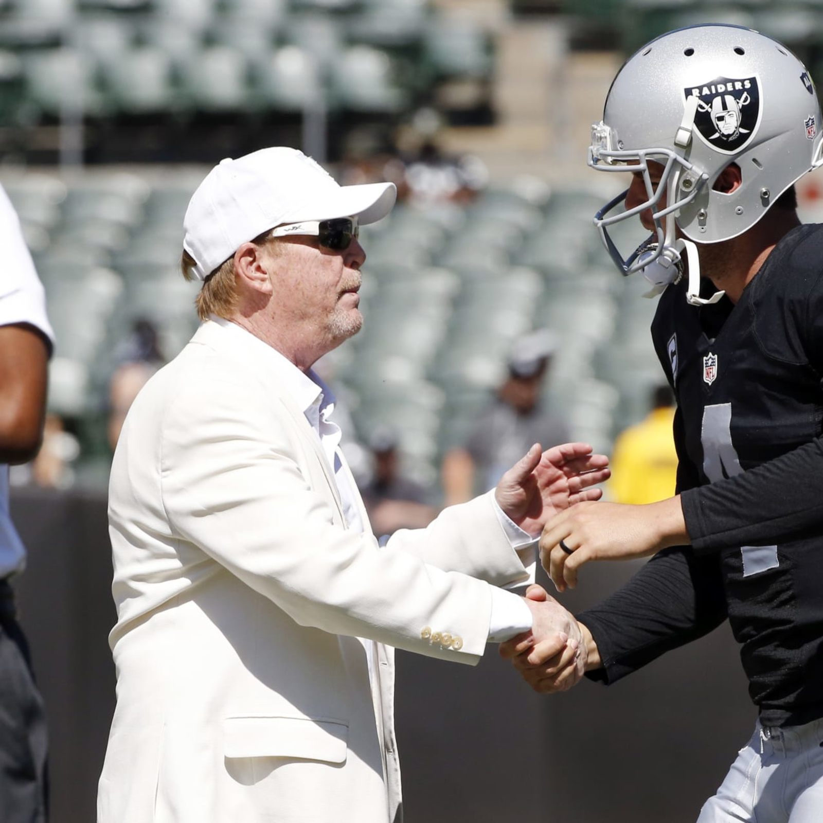 Congratulate Raiders' Mark Davis on latest weak Vegas feat: Parking Derek  Carr