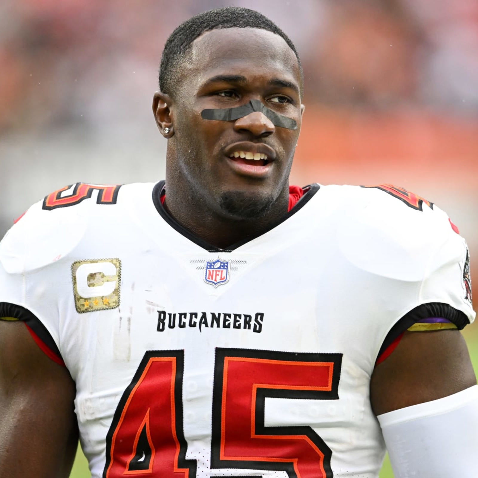 Did Buccaneers' White Announce He's Leaving Tampa Bay? - Bucs Report