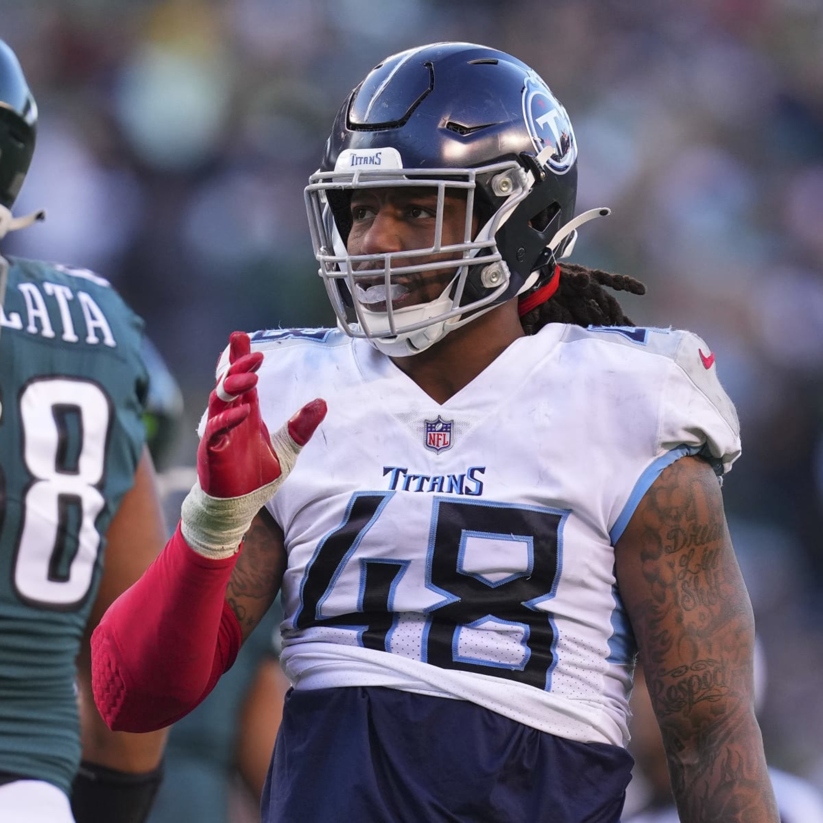 Tennessee Titans part ways with linebacker Bud Dupree