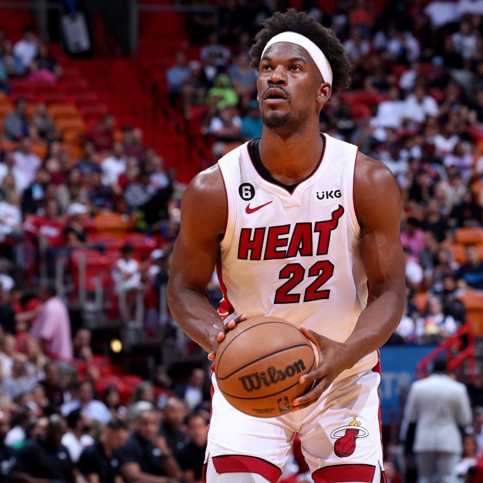 Miami Heat LeBron James 49 points, Jimmy Butler 56 points and