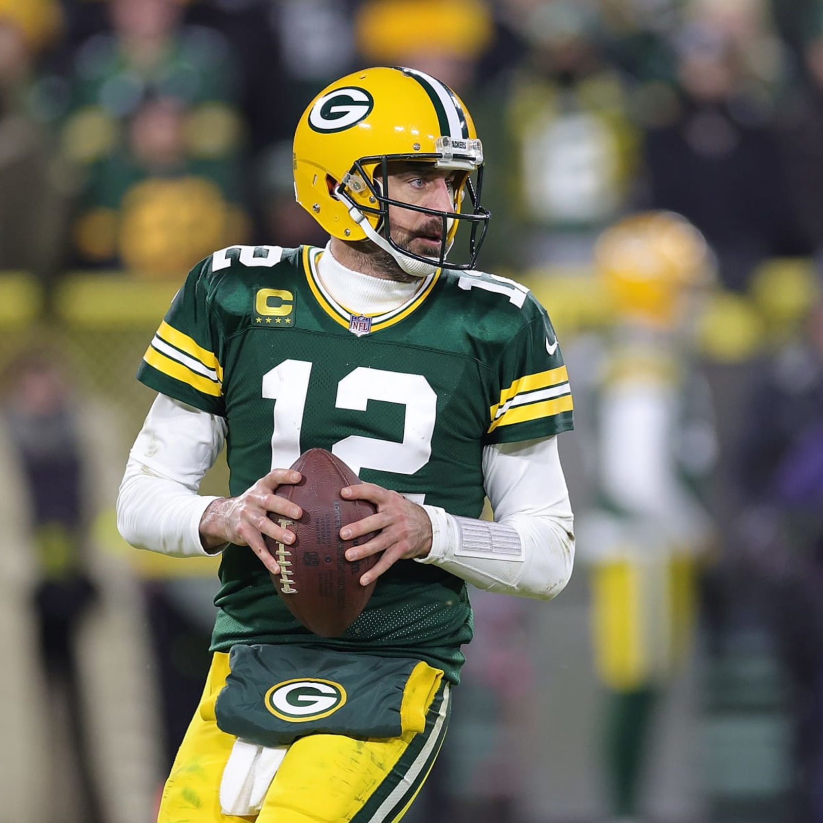 Jets stars drop cryptic tweets amid conflicting Aaron Rodgers trade reports