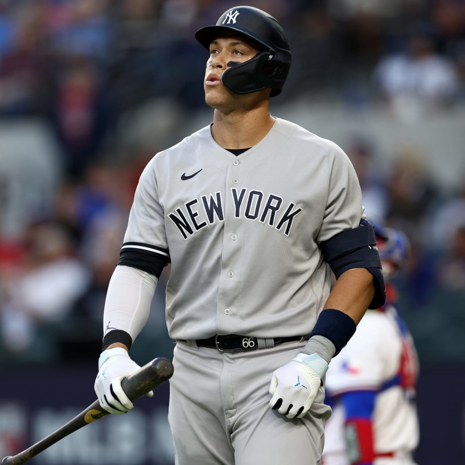 Yankees slugger Judge expected back Tuesday from hip injury - The