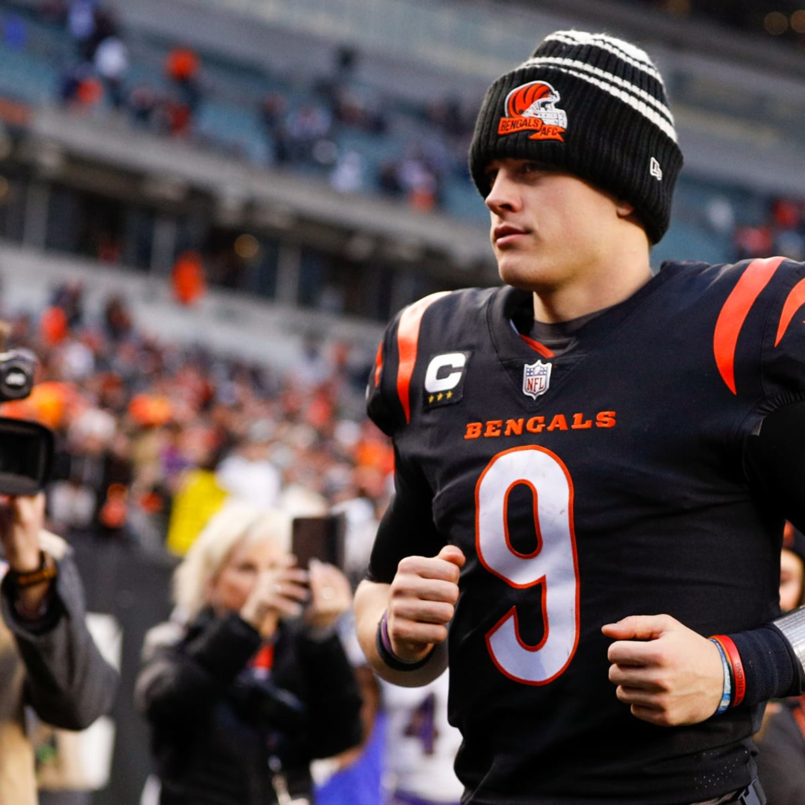 Bengals make Joe Burrow highest-paid player in NFL history with massive  five-year extension: reports