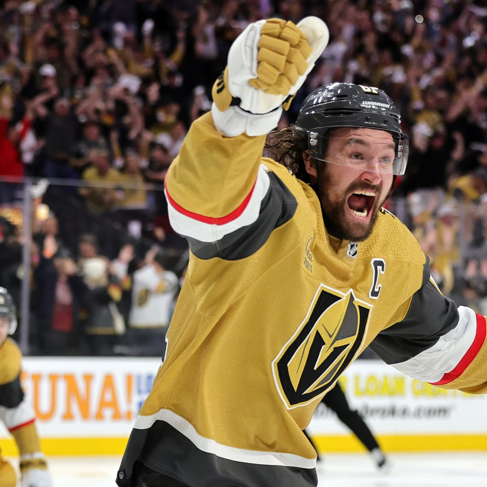 Teddy Blueger of the Vegas Golden Knights warms up before a game News  Photo - Getty Images