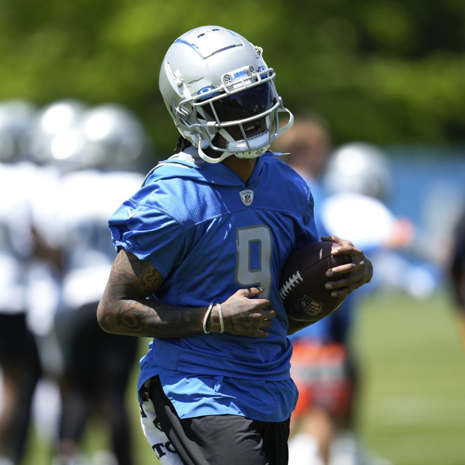 Detroit Lions cut 2 players for gambling on NFL games; Jameson Williams  suspended 6 games