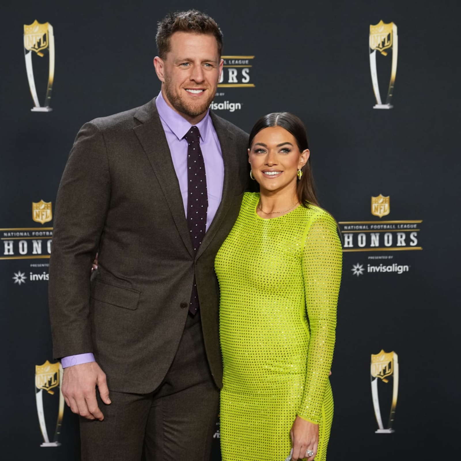 J.J. Watt Announces His Retirement From NFL After 12 Seasons - E