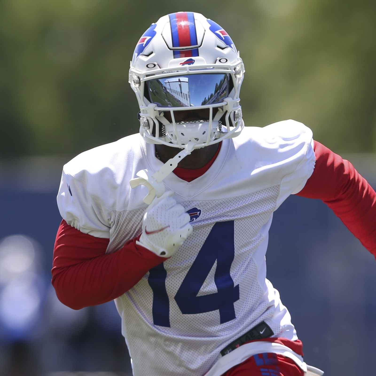 Bills QB Josh Allen's 1-Word Response to Critical Reporter