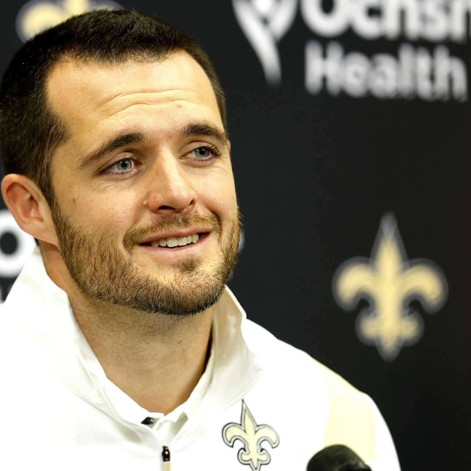 Mouton: QB Derek Carr stepped up and avoided pressure in first Saints  outing