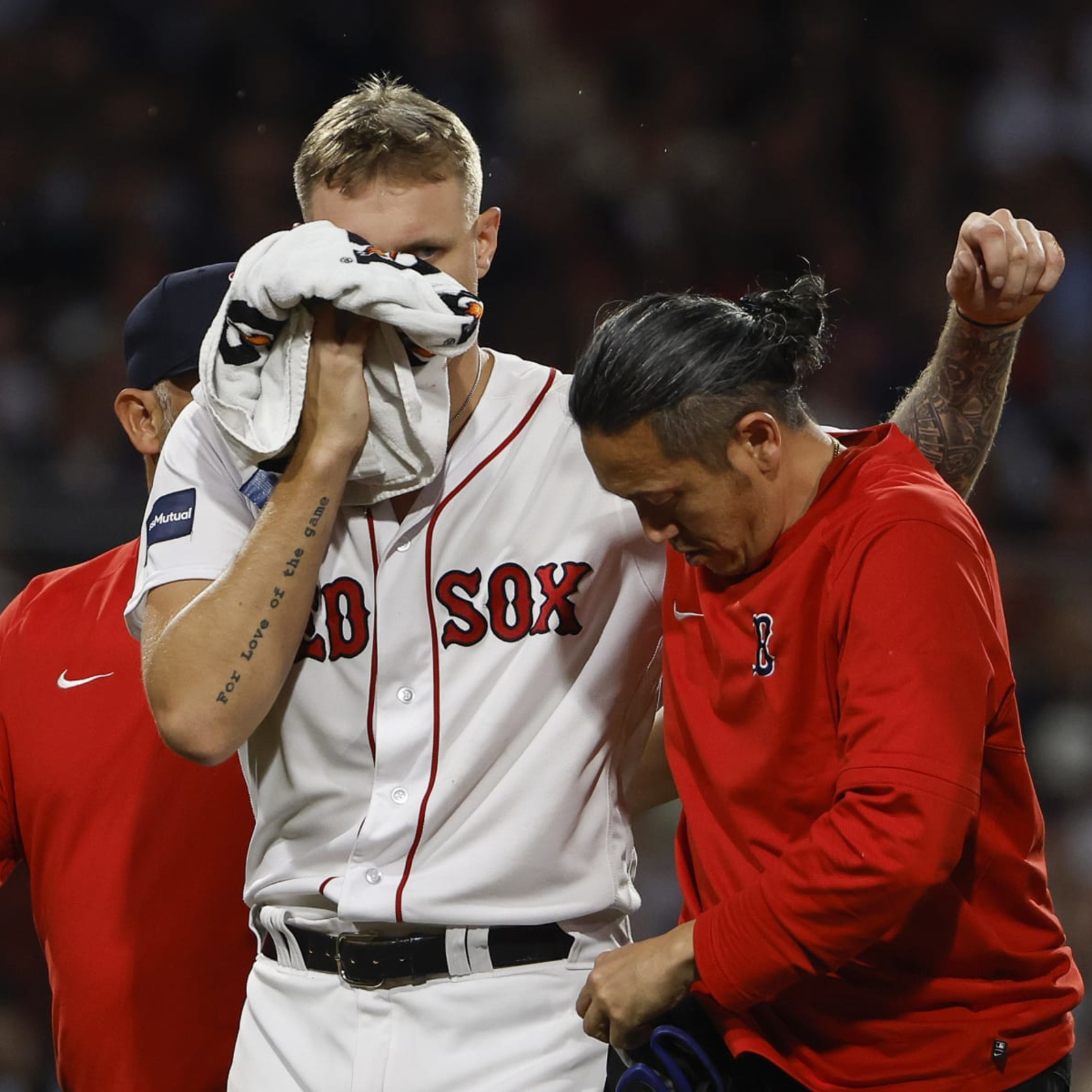 Facial injury to Tanner Houck puts damper on Red Sox' offensive