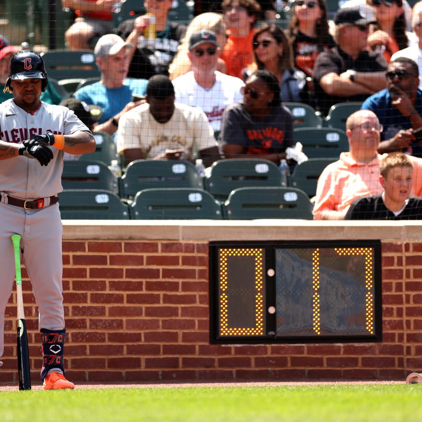 Opinion: Baseball's new pitch clock is the best thing since sliced