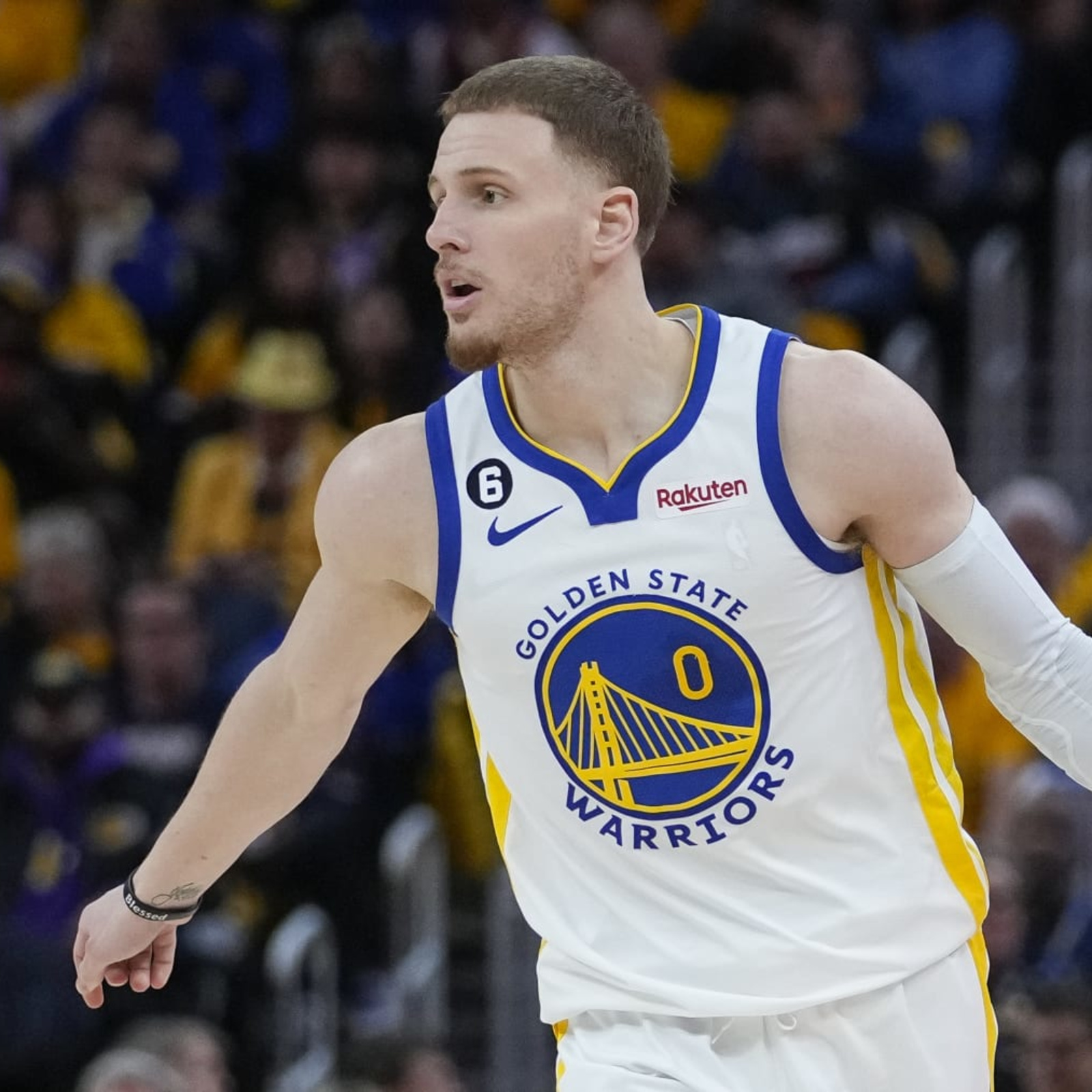 Golden State Warriors' Donte DiVincenzo stars vs. Sixers