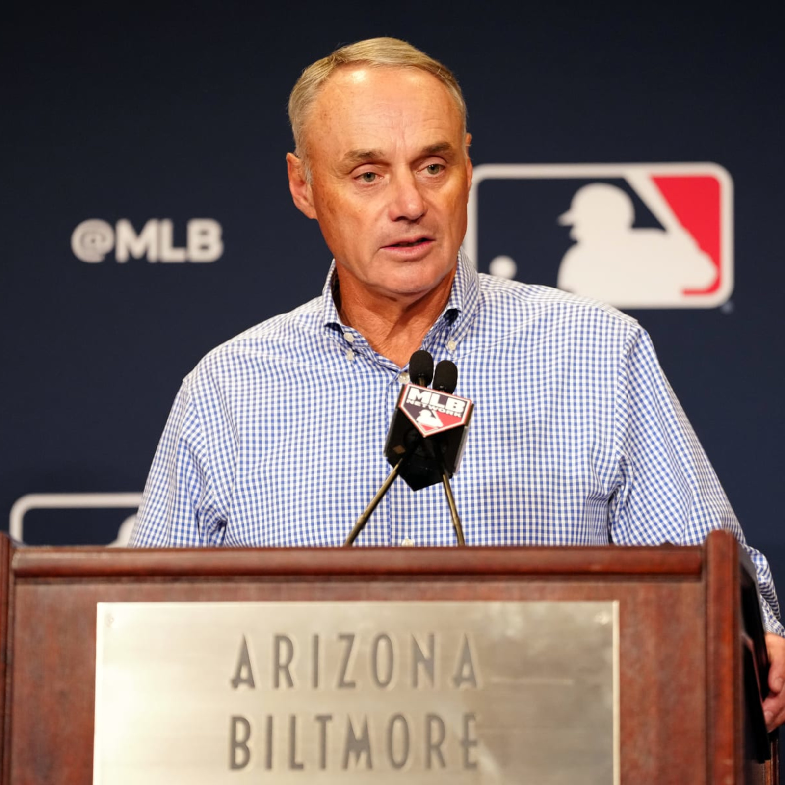 MLB commissioner Rob Manfred says A's fans 'reverse boycott' doesn
