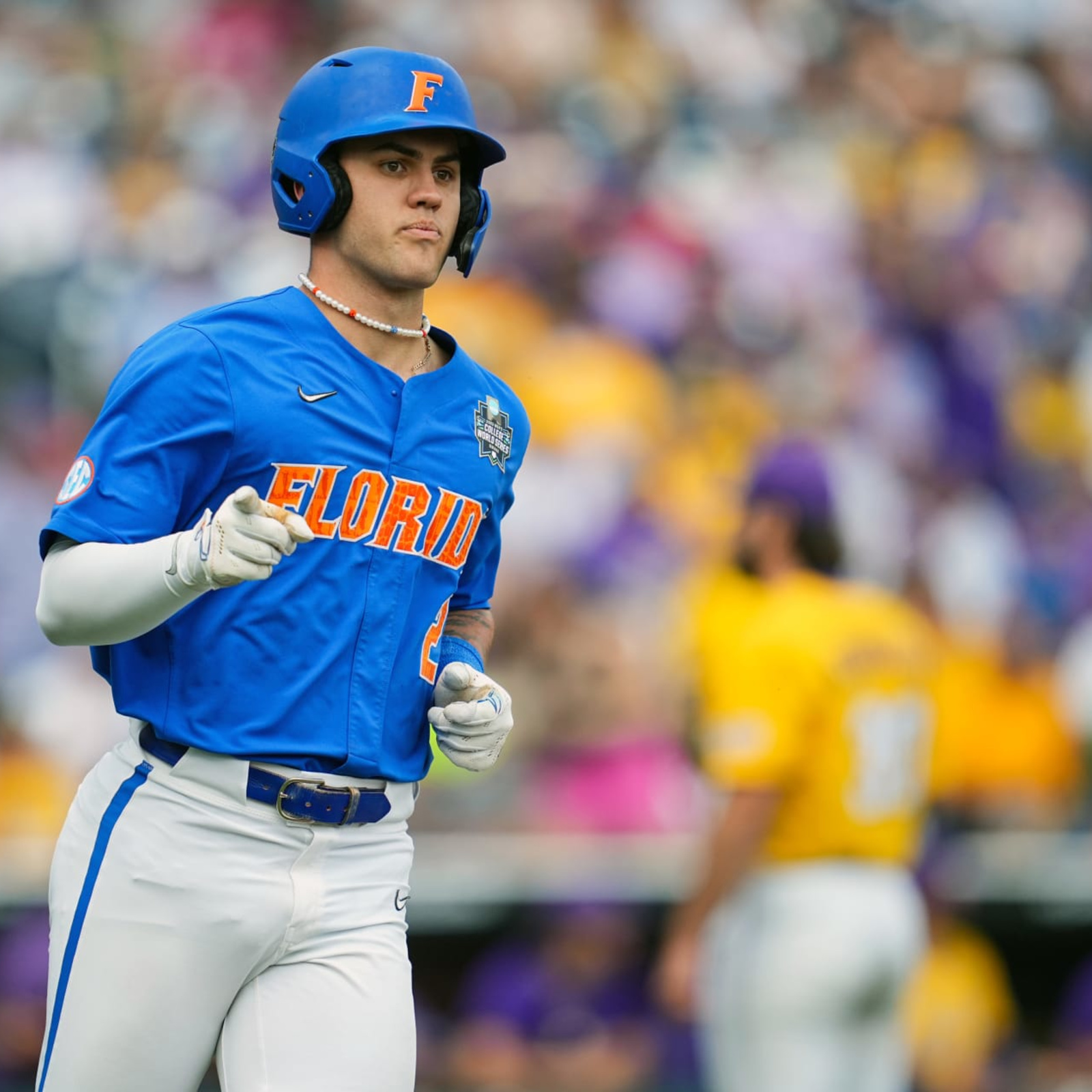 Florida sets College World Series record for runs with 24-4 win
