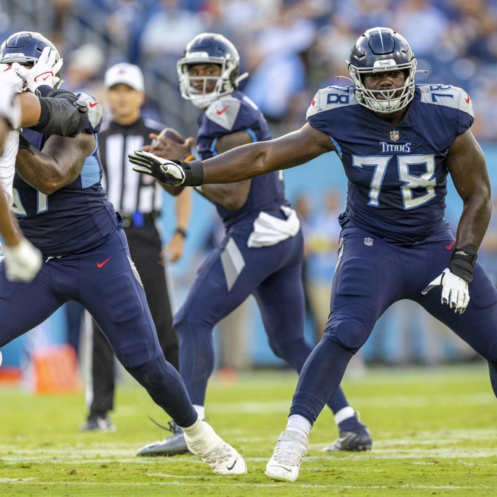 Tennessee Titans Nicholas Petit-Frere isn't a lock to get his job back