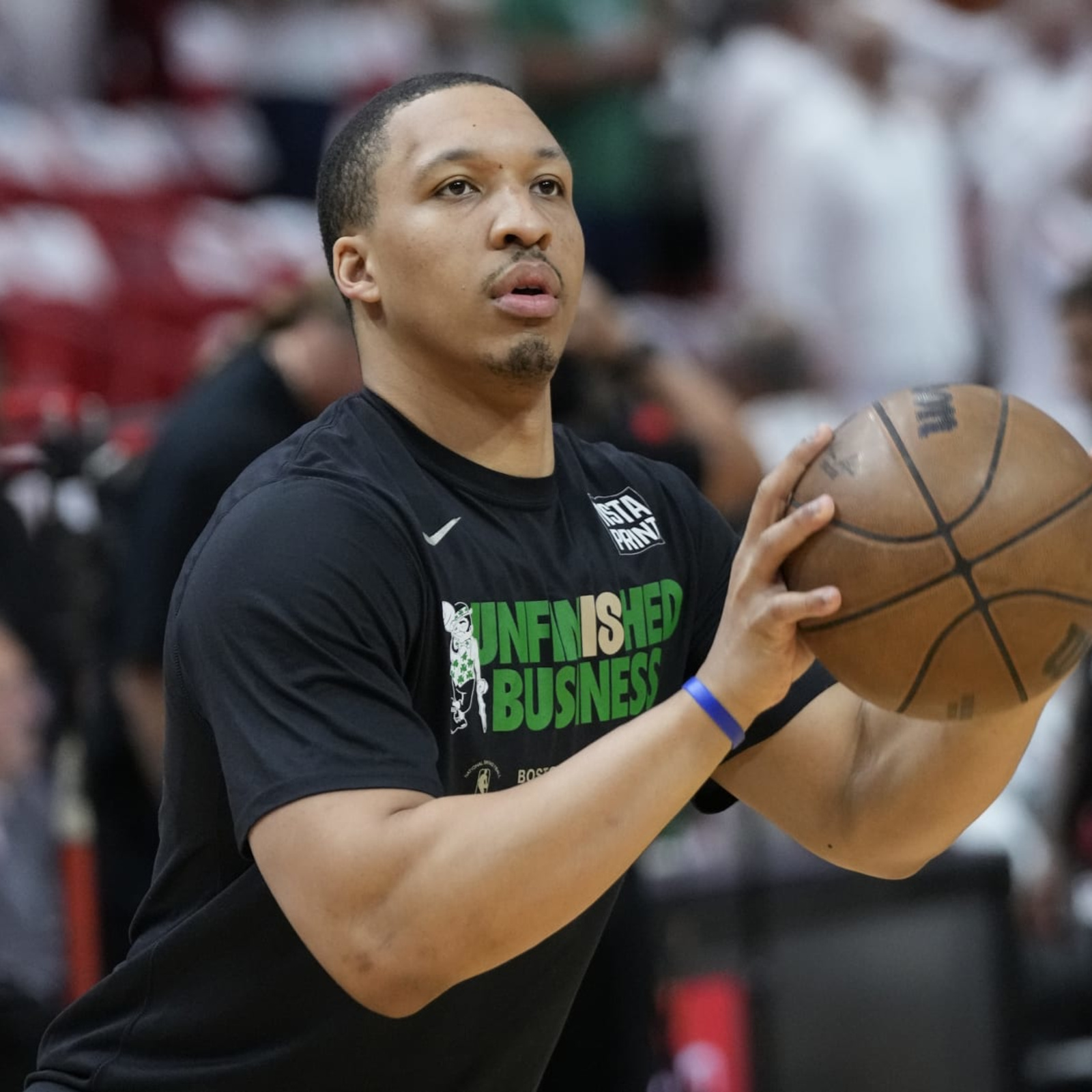 Mavericks finalizing trade for Grant Williams in 3-team deal with Celtics,  Spurs: Sources - The Athletic