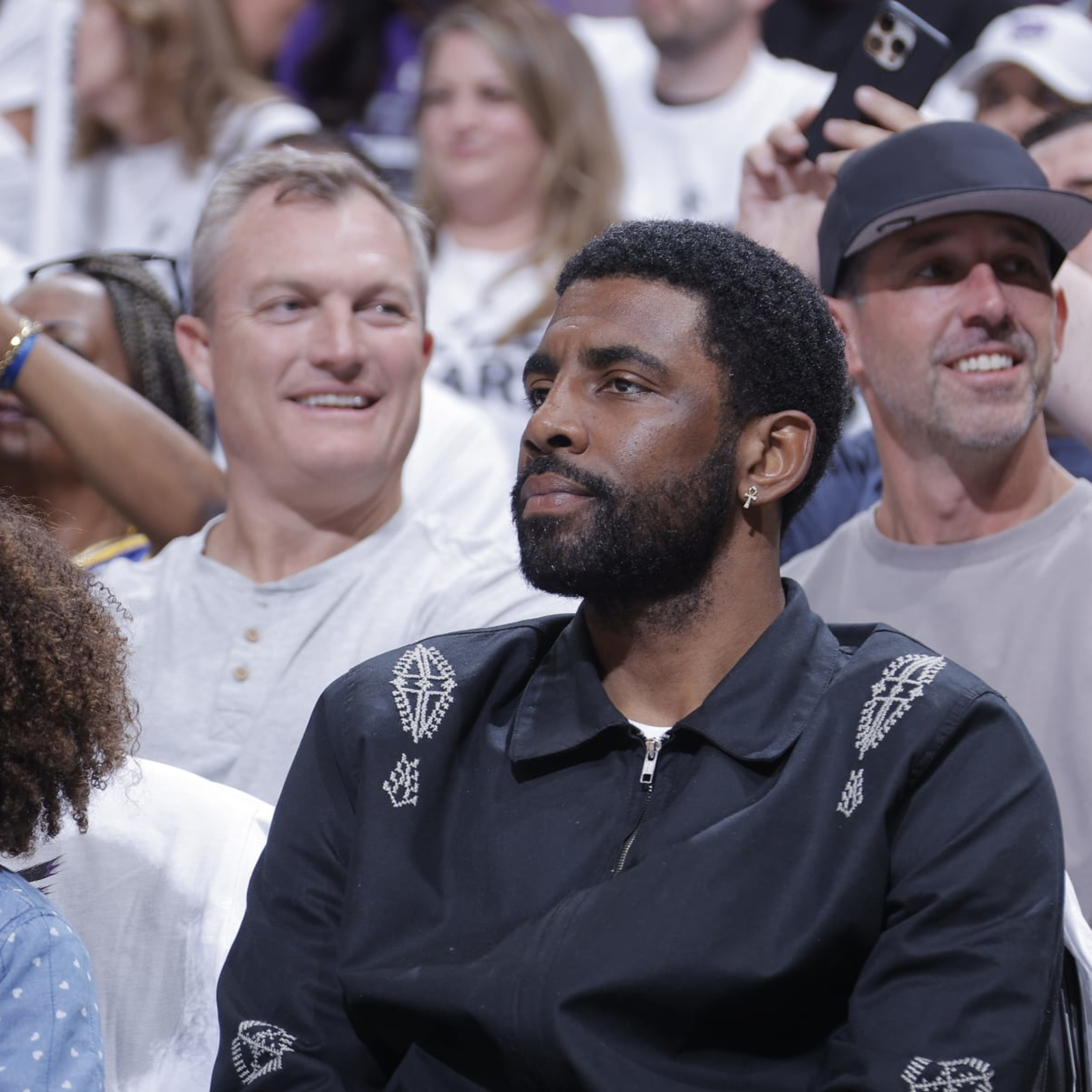 Kyrie Irving agrees to stay with Mavs, Doncic on a $126 million, 3-year  deal, AP source says