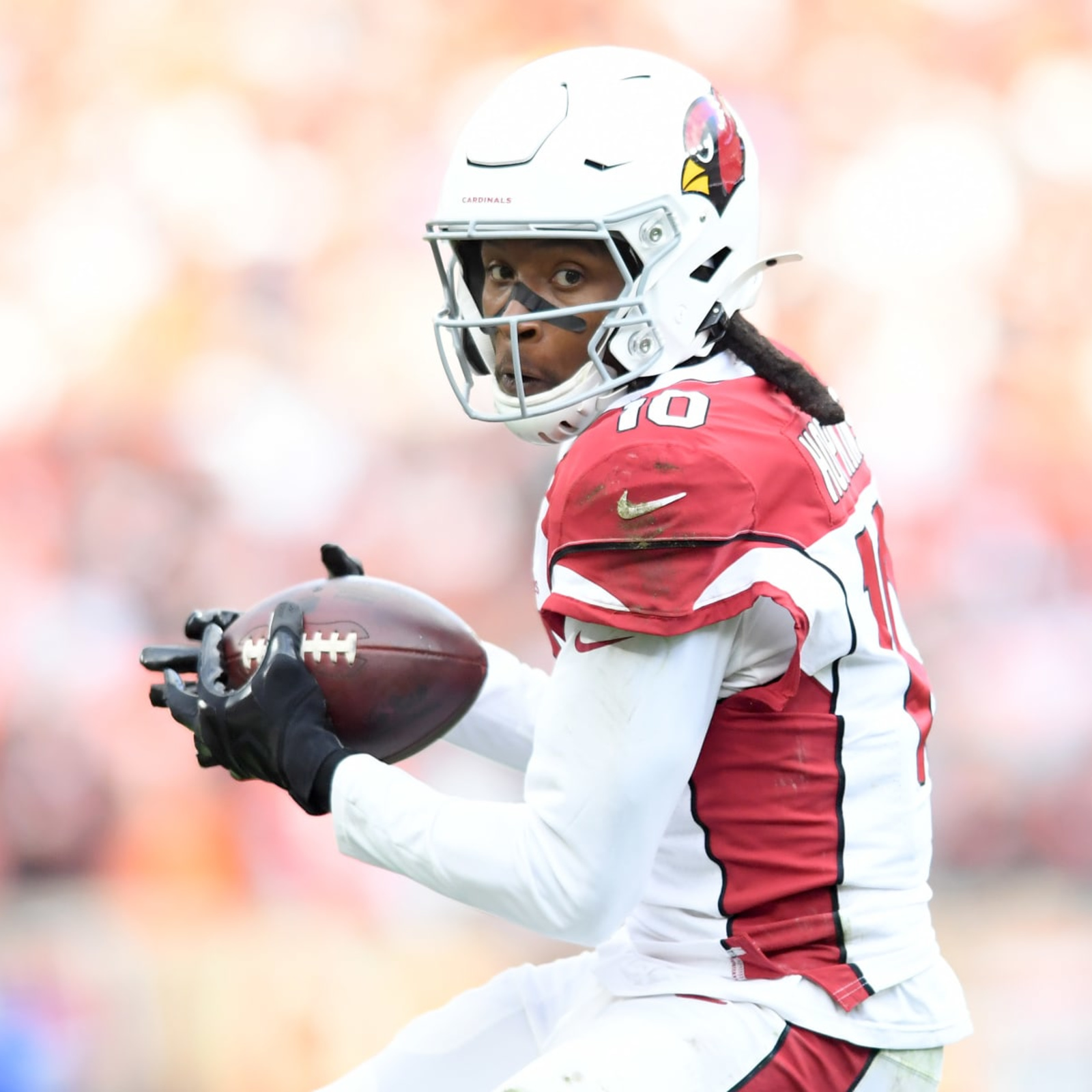 New England Patriots: DeAndre Hopkins Favorites? DeVante Parker