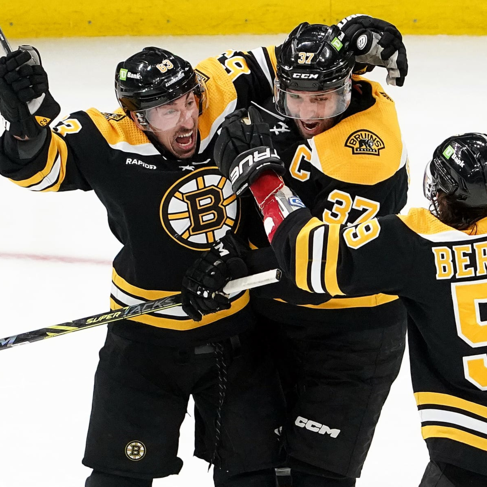 Bleacher Report on X: Bruins players arrived for the Classic at