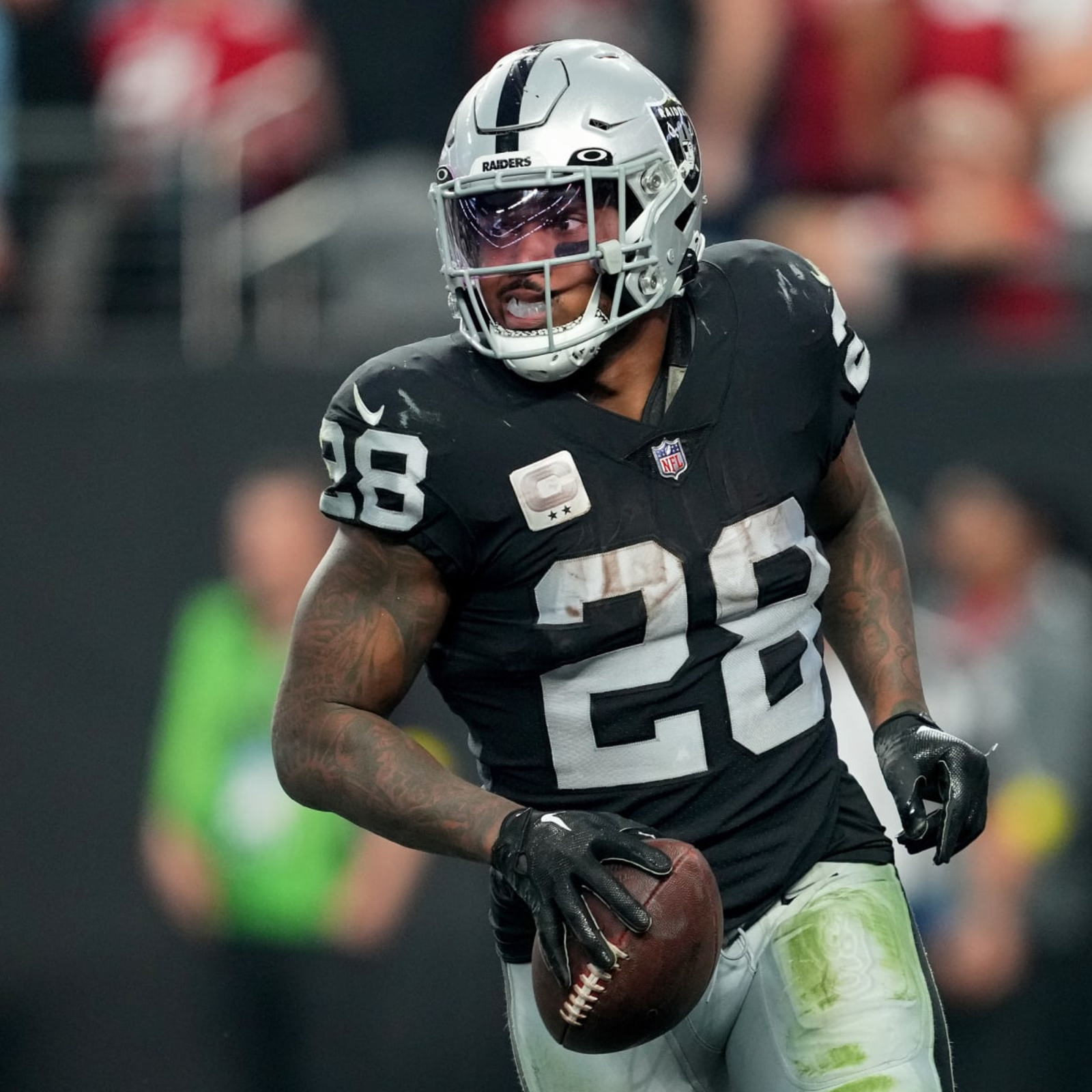 Raiders starting running back: Who is RB1 and his handcuff for Las Vegas in  fantasy football? - DraftKings Network