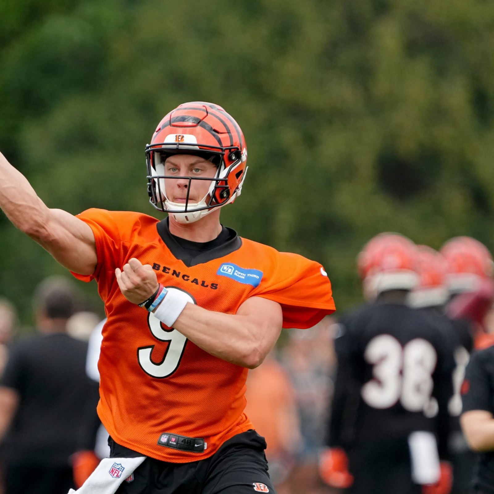 Bengals Get Lift For Opener As Joe Burrow Gets Nod With New Deal