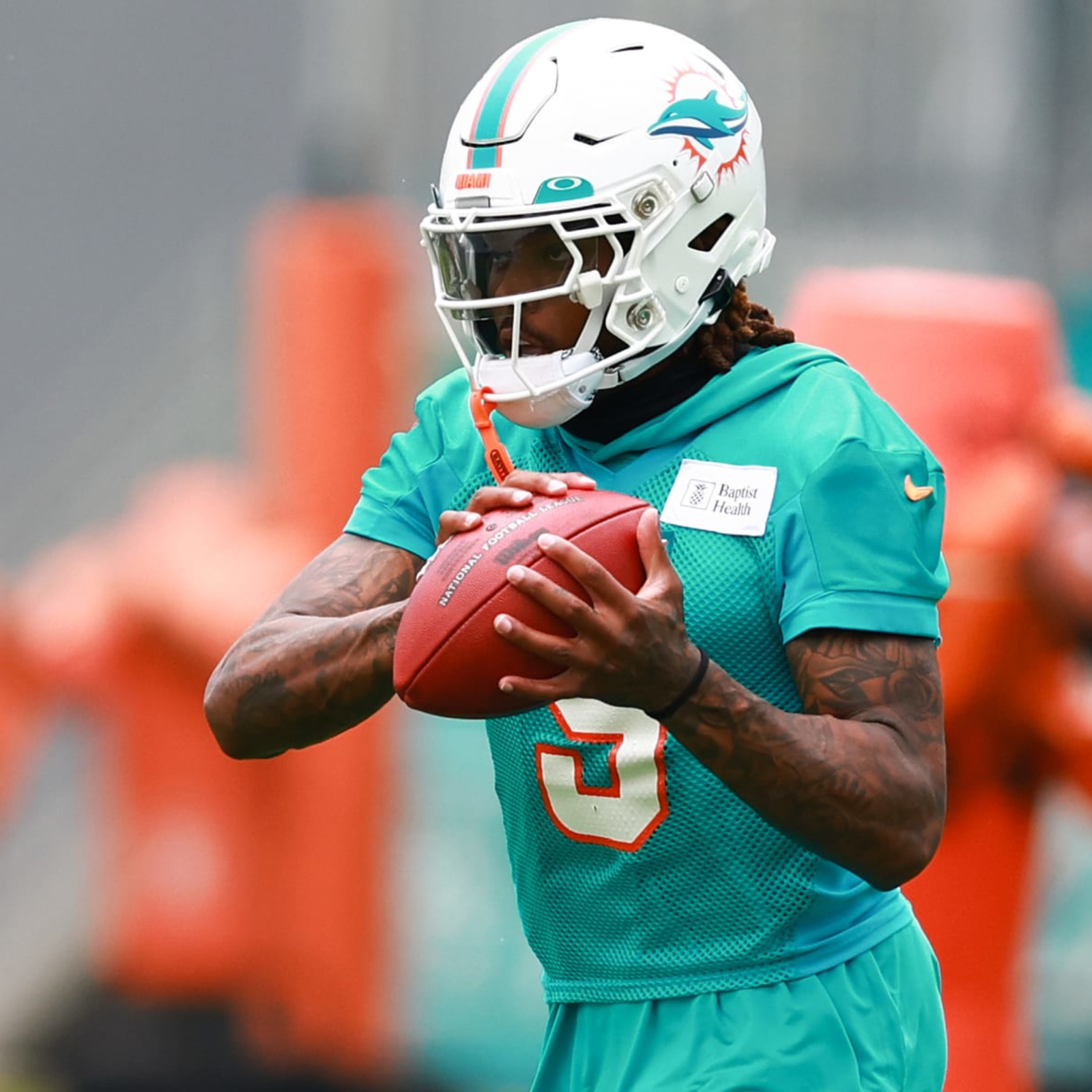 Report: Dolphins' Ramsey out until December after full meniscus