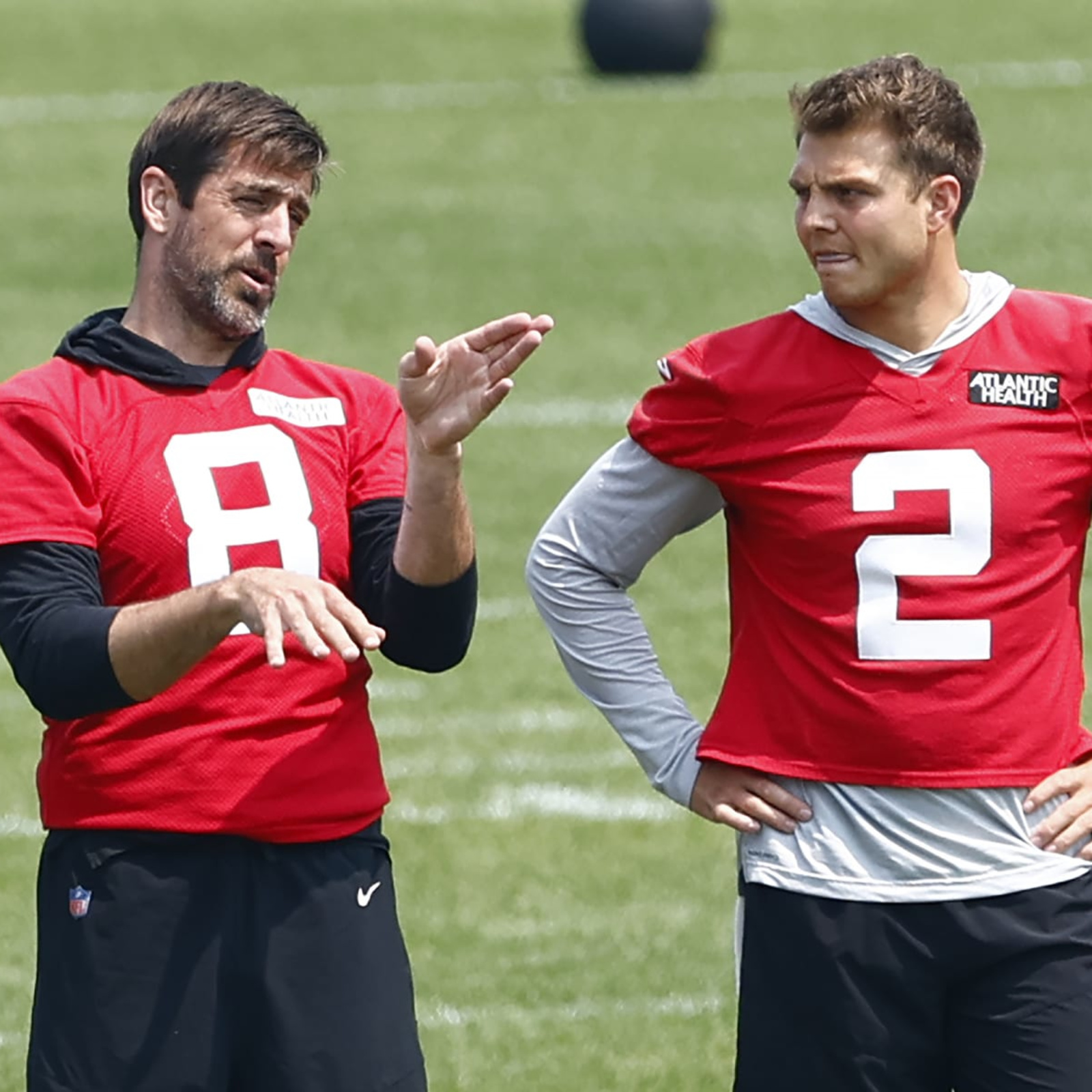 Jets QB Aaron Rodgers explains decision to take pay cut: 'It was the right  thing to do'