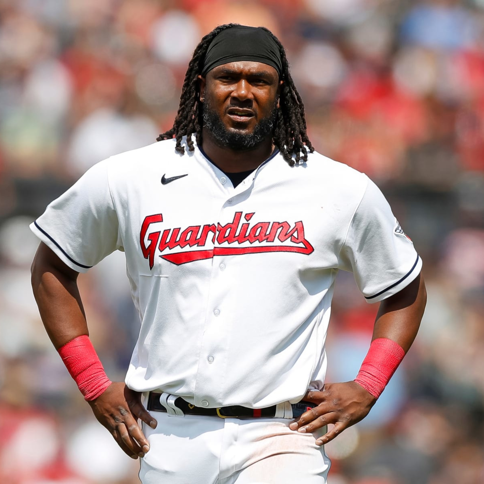 Cleveland Guardians trade Josh Bell to Miami Marlins for Jean Segura
