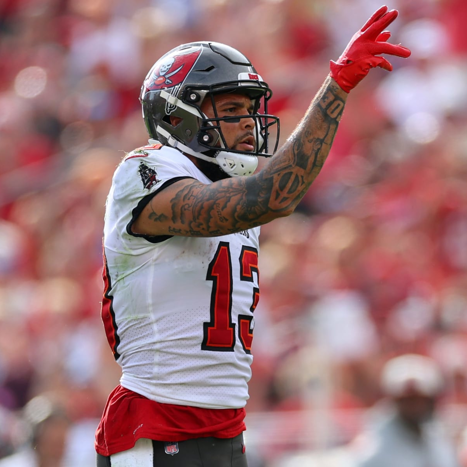 Mike Evans Says He's A Top 10 WR In NFL History & He Might Not Be