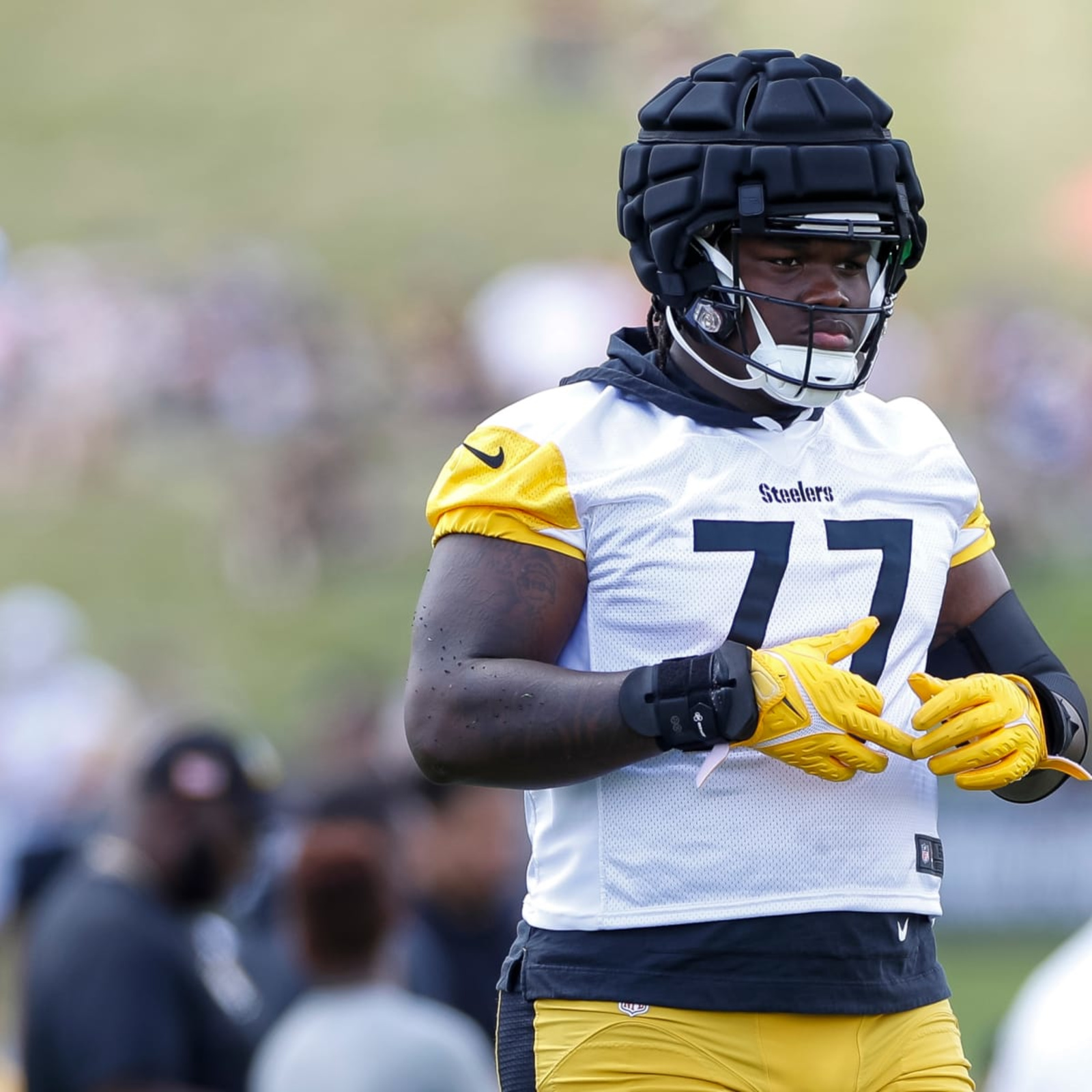 Steelers 4 takeaways from initial training camp depth chart