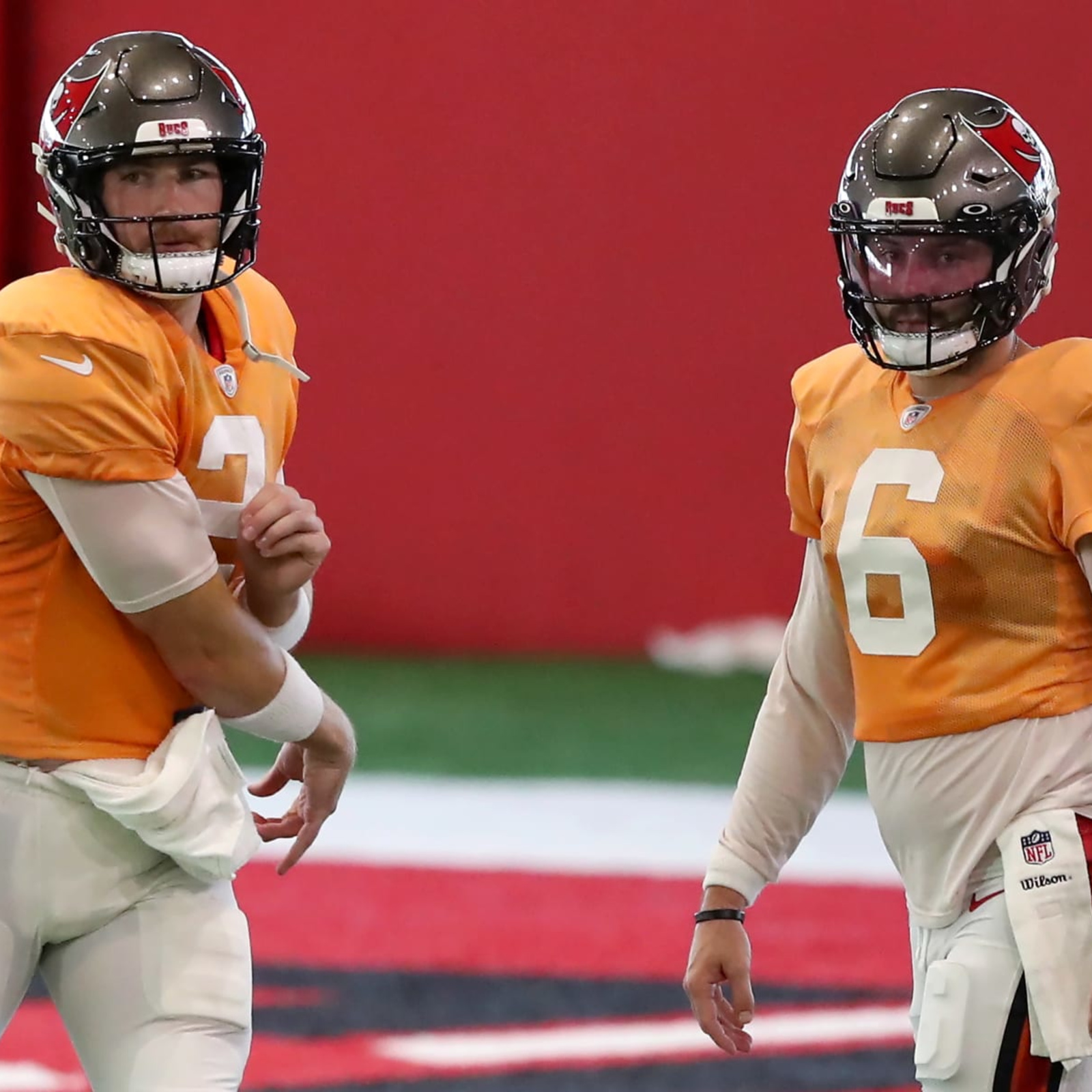 Bucs top Vikings behind Baker Mayfield's 2 touchdowns in first