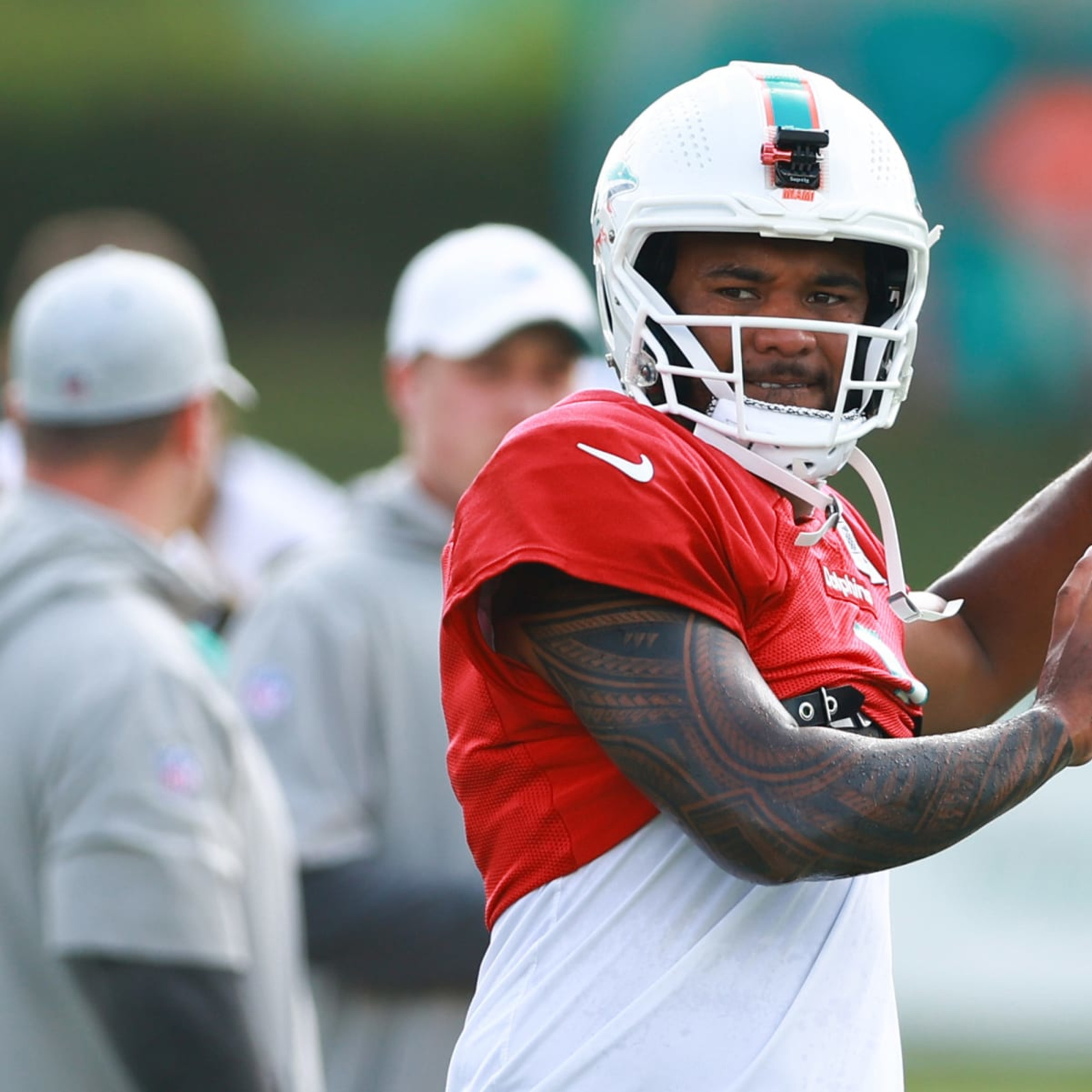 Miami Dolphins on X: .@blessedjones33 back out on the field 