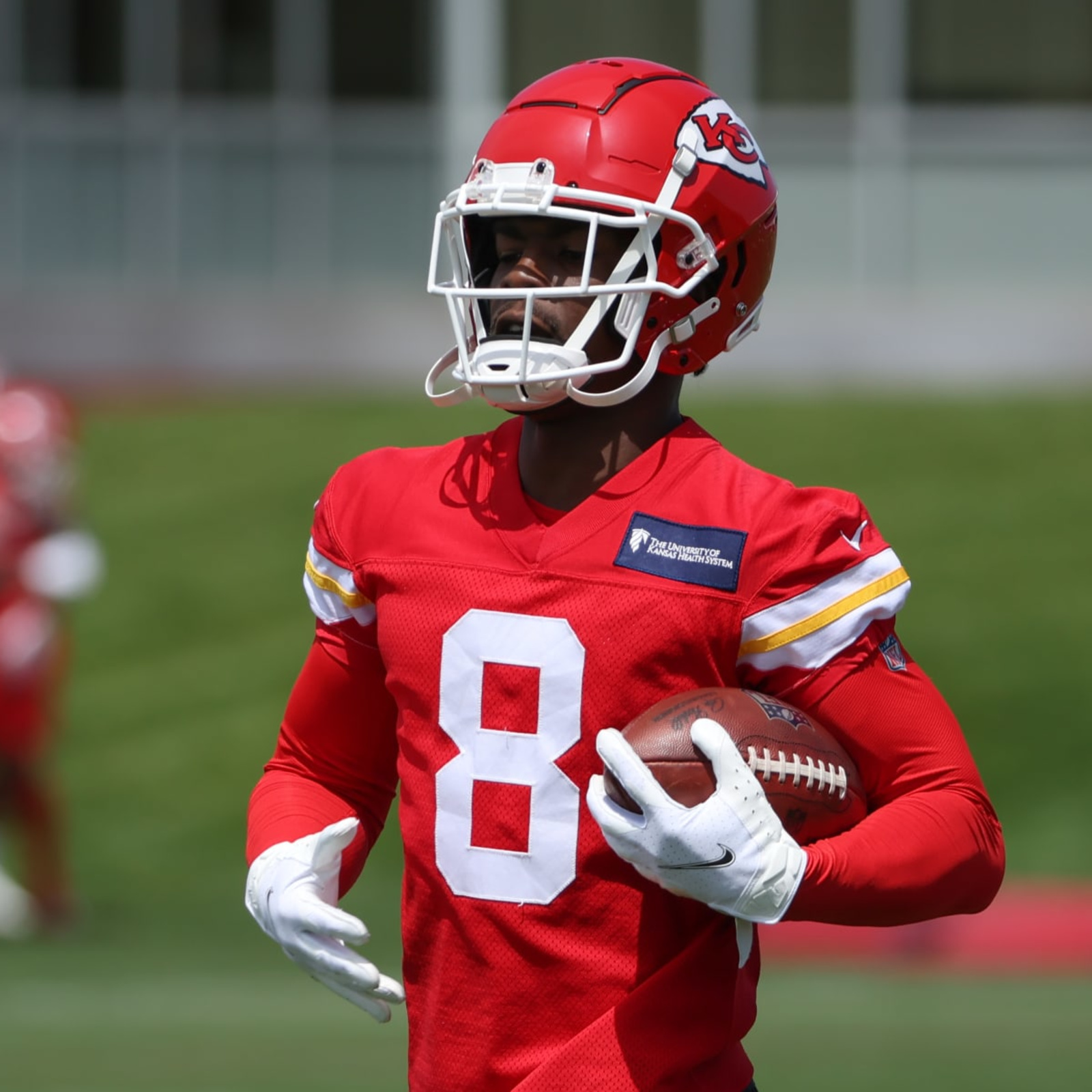 Kansas City Chiefs wide receiver Justyn Ross goes UP to pull in 3-yard TD