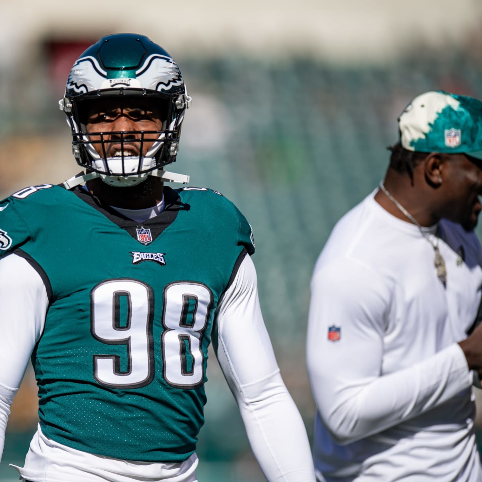 Eagles' Robert Quinn can achieve an NFL first that he'd rather avoid