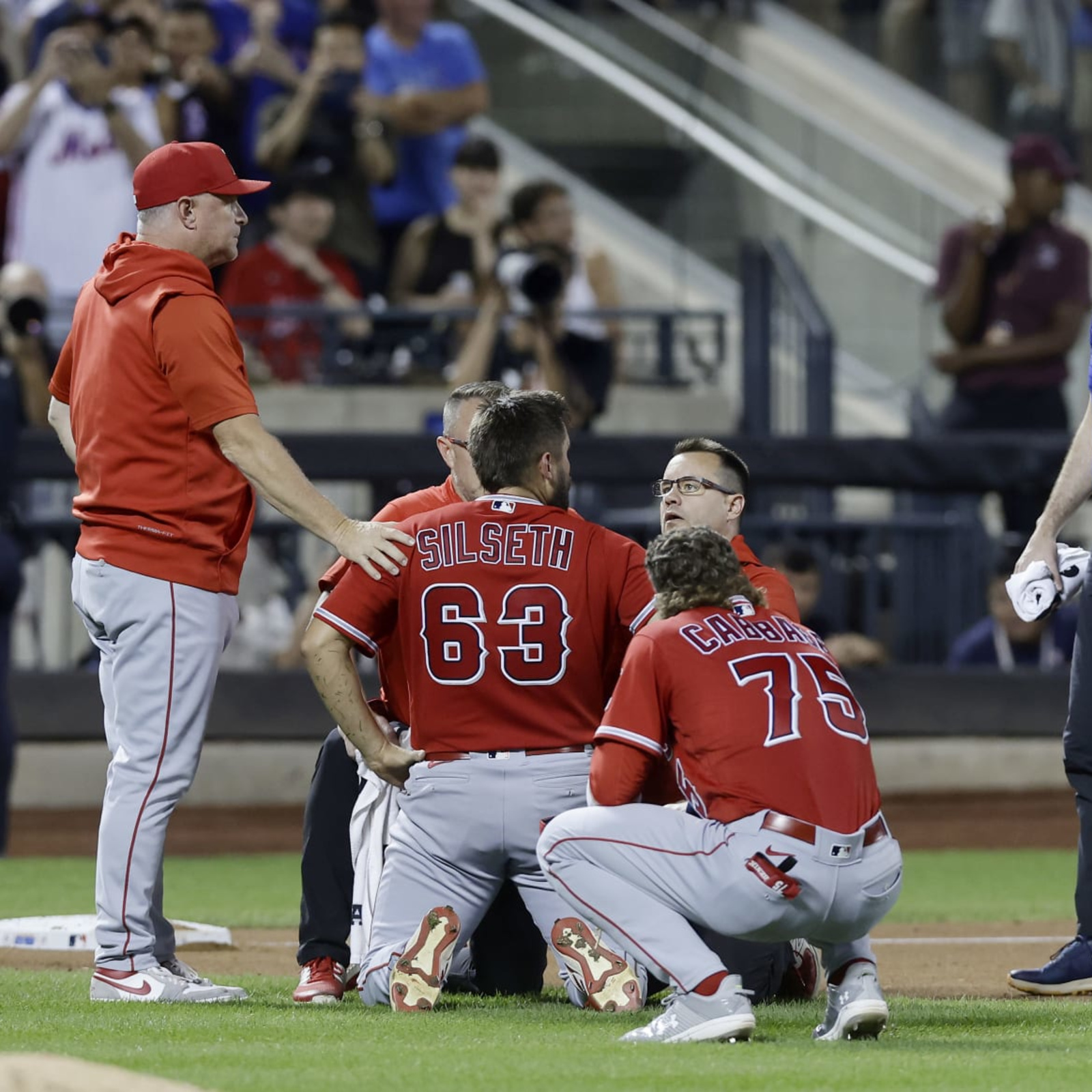 Angels' Chase Silseth, 3 relievers stifle MLB-best Braves – Orange