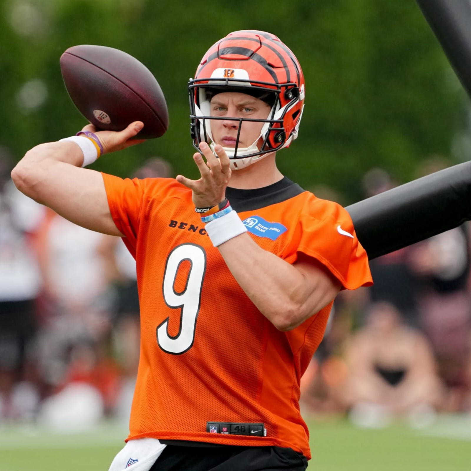 Bengals' Joe Burrow gets 'encouraging' injury update