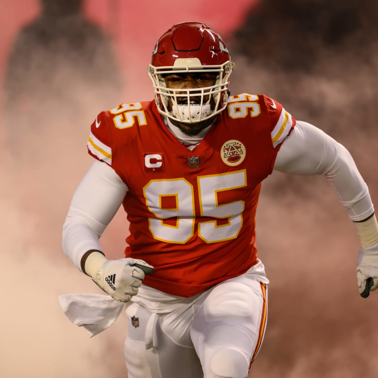 Travis Kelce Jersey Sales Spike by Nearly 400% After Taylor Swift Attends  Chiefs Game, News, Scores, Highlights, Stats, and Rumors