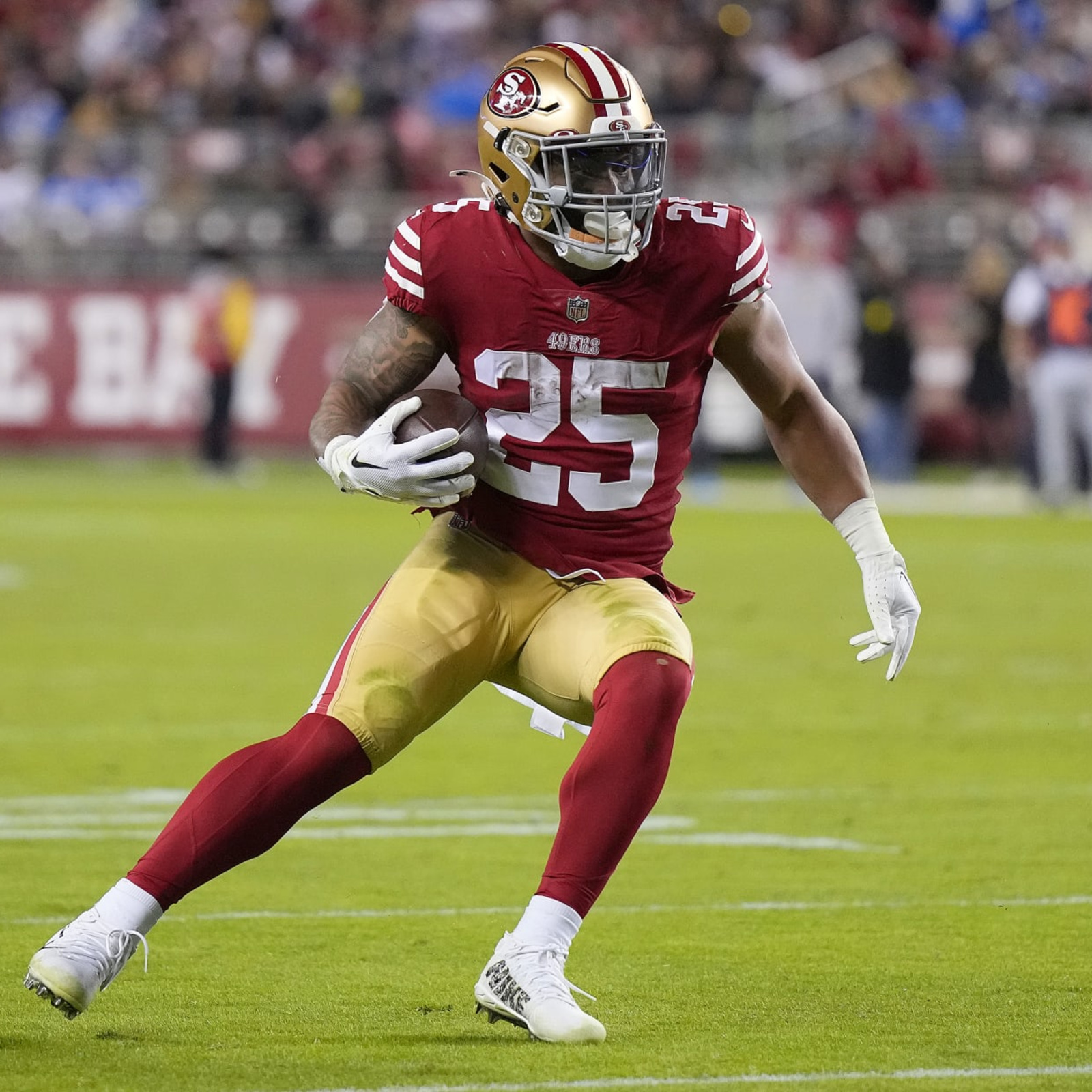 49ers must find a way to spark ground game with Elijah Mitchell