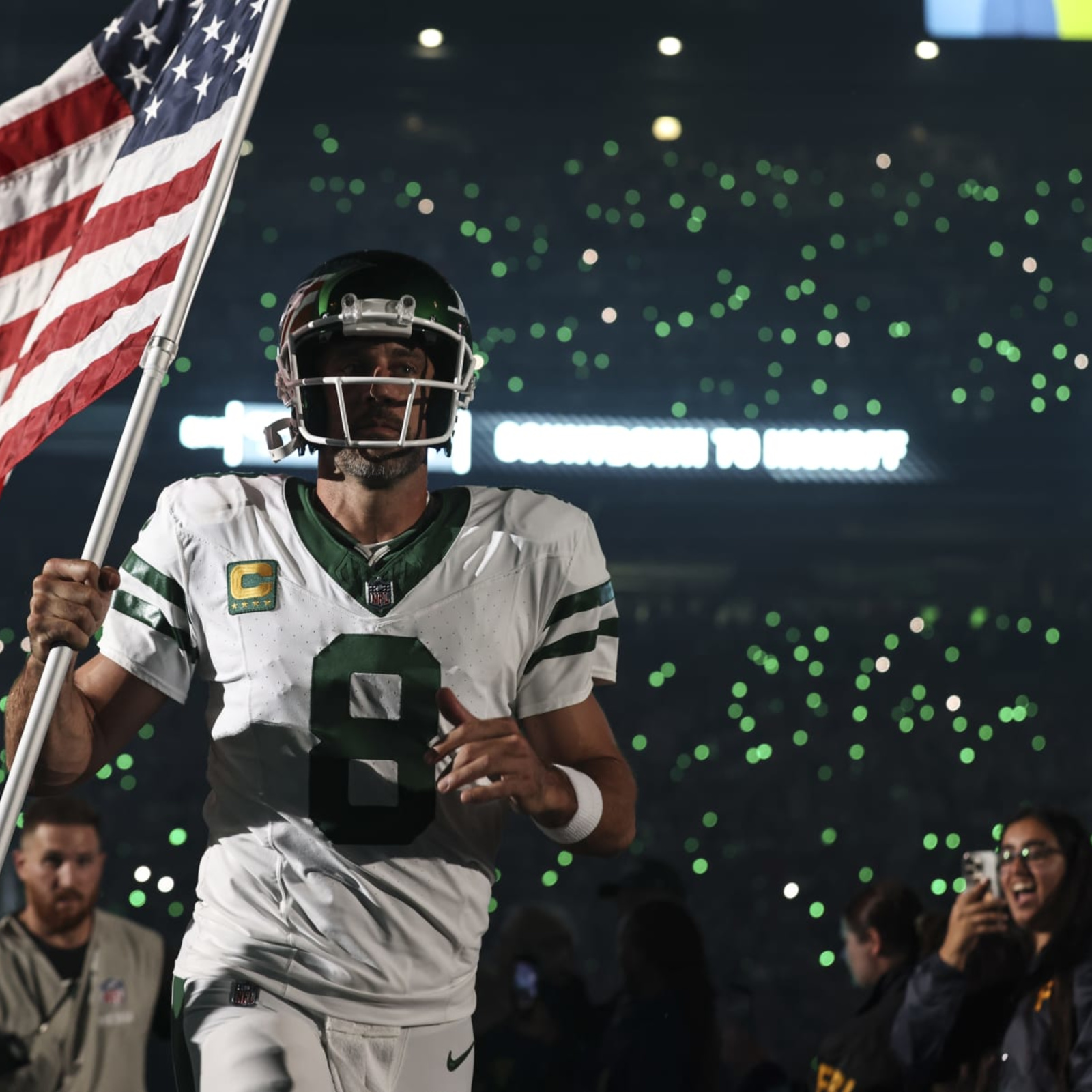 Aaron Rodgers injury during NY Jets vs. Buffalo Bills game at MetLife  Stadium