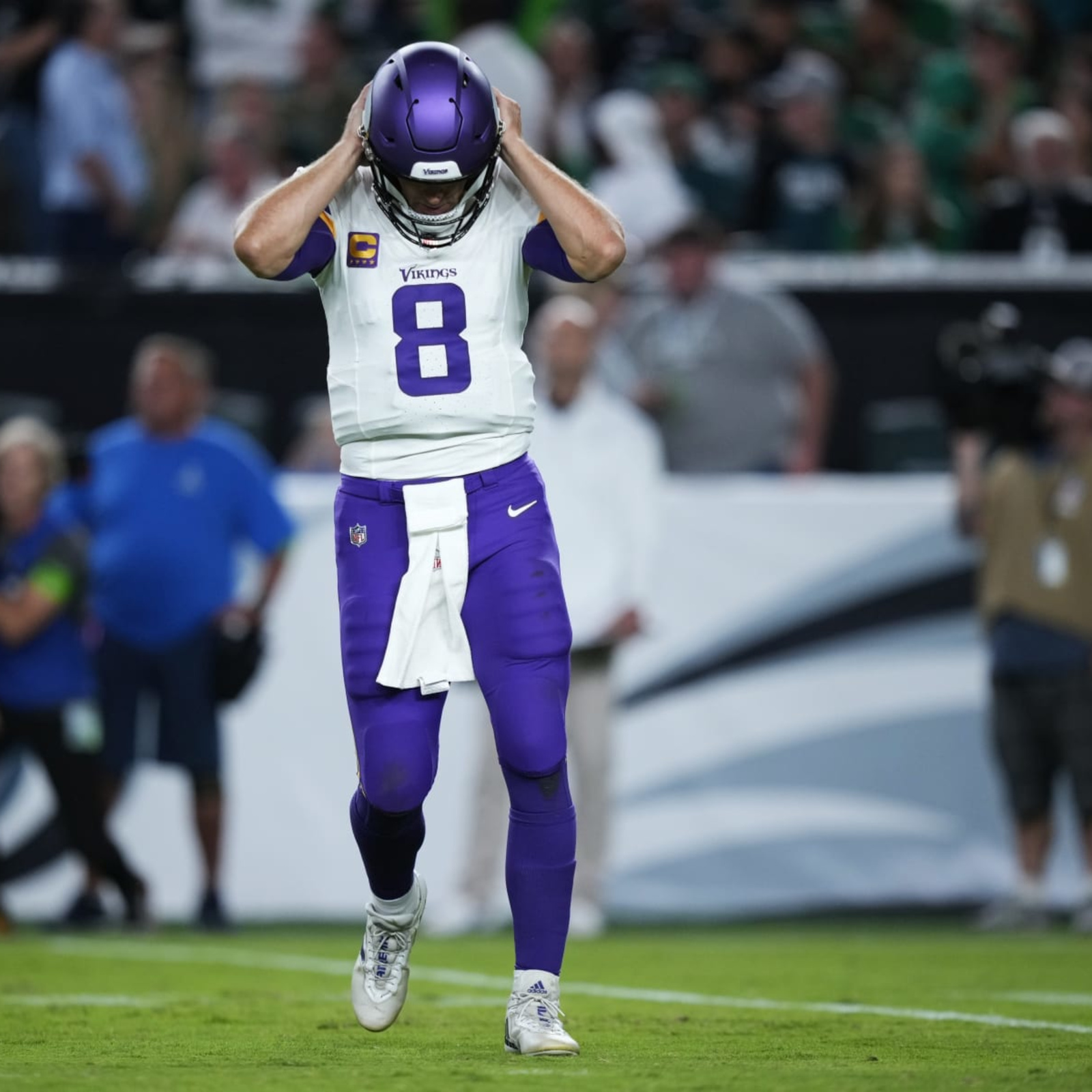 Minnesota Vikings 28 vs 34 Philadelphia Eagles summary, stats and highlights