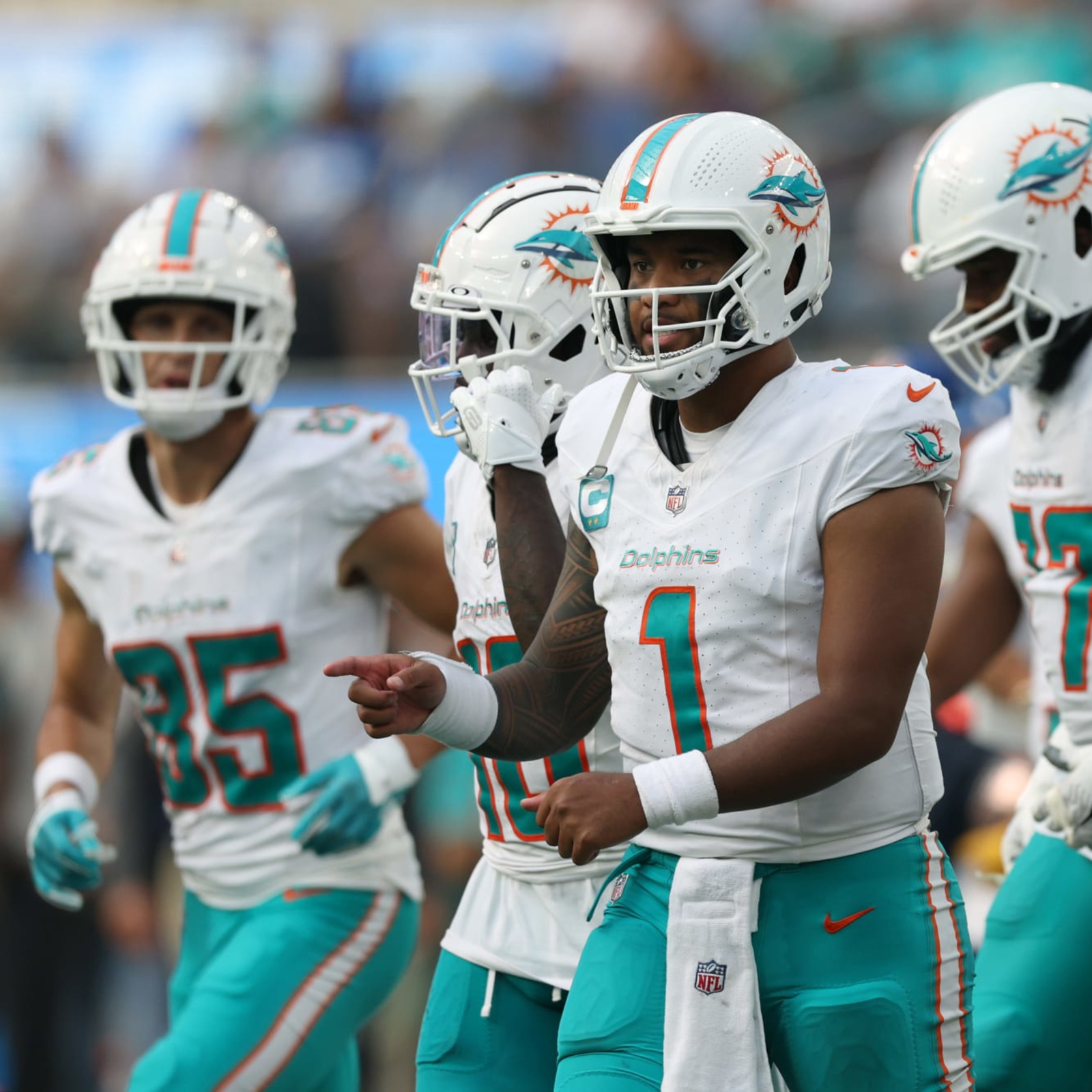 How to Stream the Sunday Night Football Dolphins vs. Patriots Game